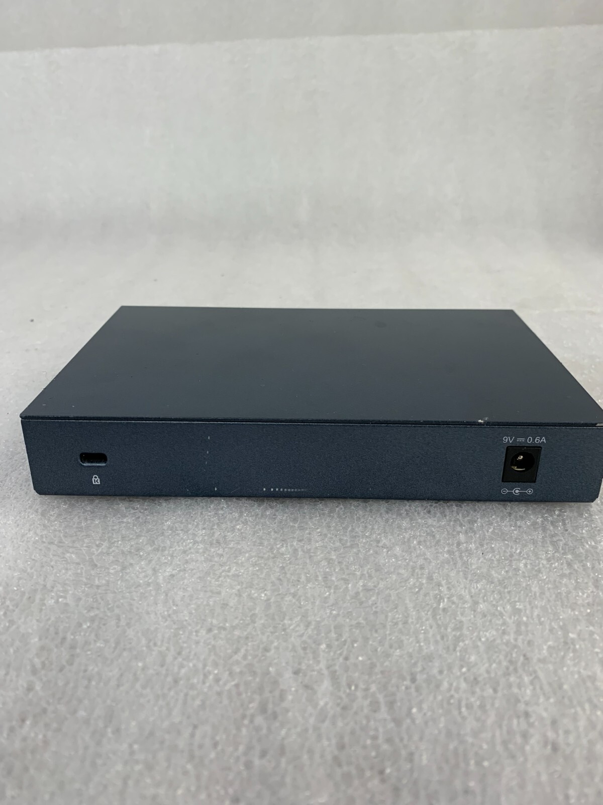 TP-Link TL-SG108 8-Port 10/100/1000 Mbps Gigabit Ethernet Desktop Switch FREE SH