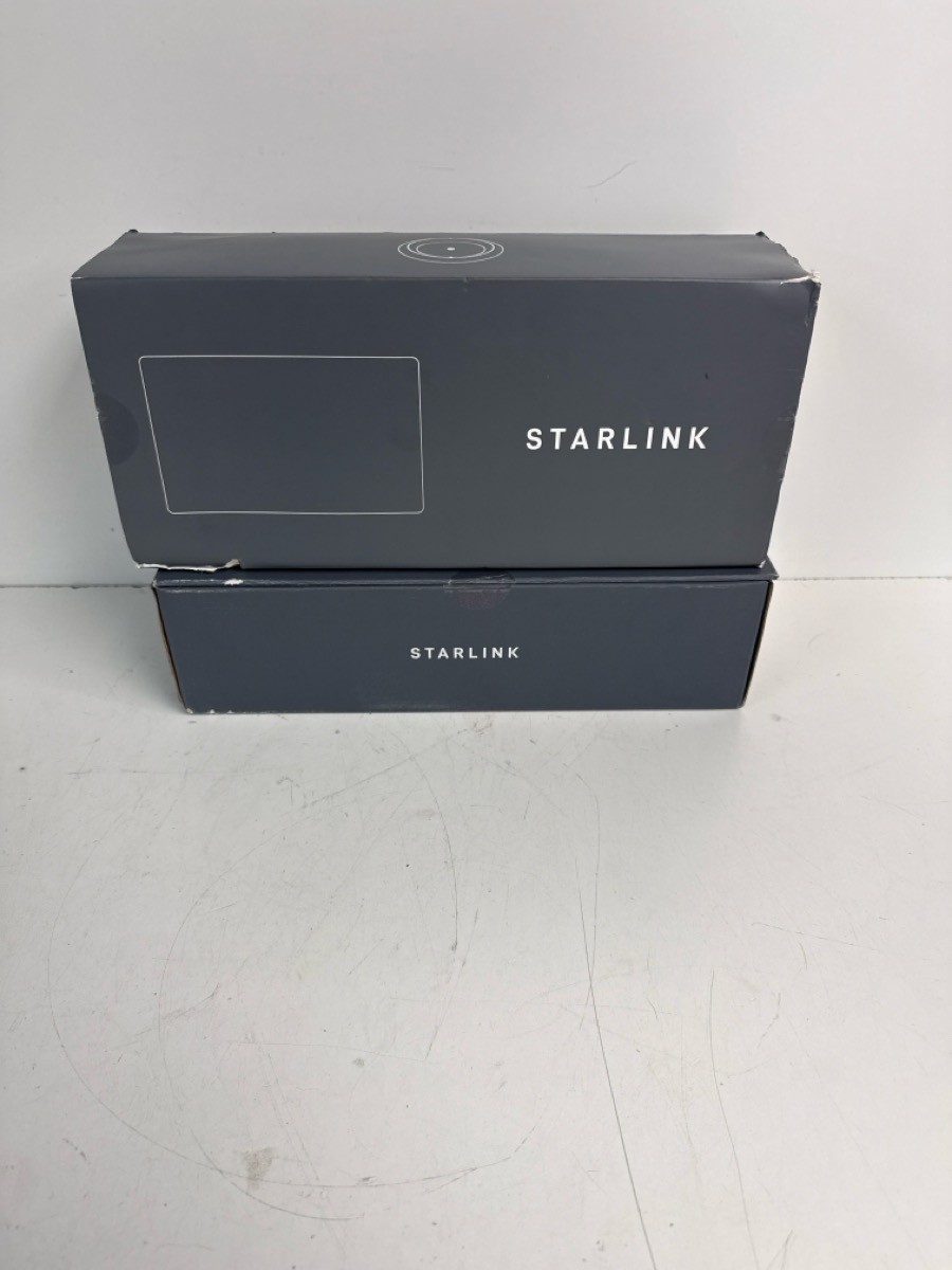 Starlink Standard Router Kit Includes Power Cables and Manual (P24033161)
