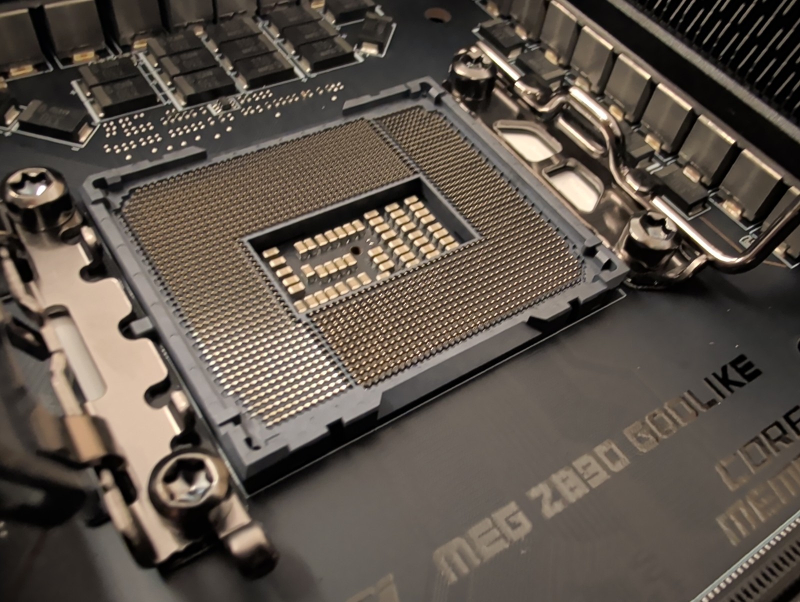 MSI MEG Z890 GODLIKE LGA 1851 Intel Z890 Extended ATX Motherboard