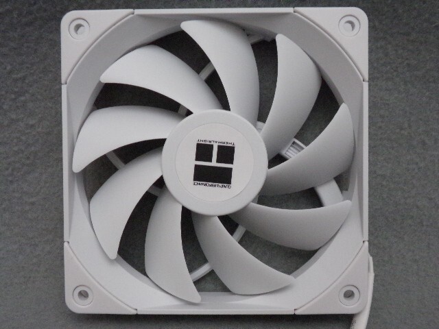 THERMALRIGHT TL-C12W PWM 1500RPM 12V DC 0.20AMP 4 Pin S-FDB BEARING FAN