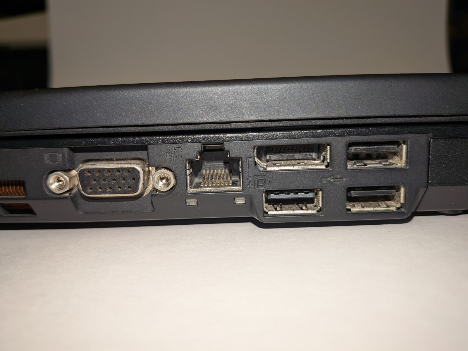 Lenovo Thinkpad T410 Laptop i5-M520 2.5gb ram 500gb HD TESTED NEEDS BATTERY