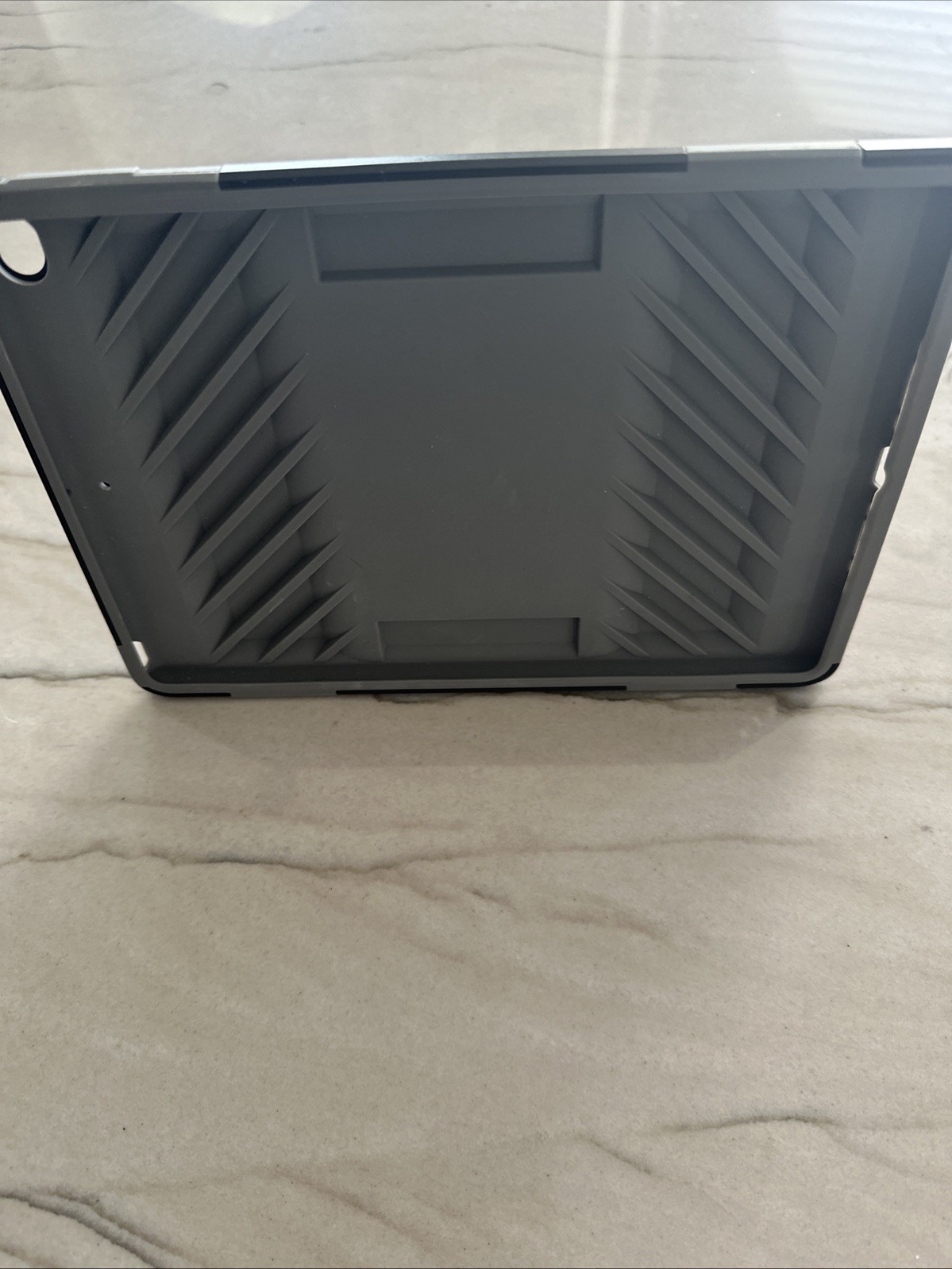Pelican Black Voyager Case with kickstand iPad Pro 11.5in 1st Gen.