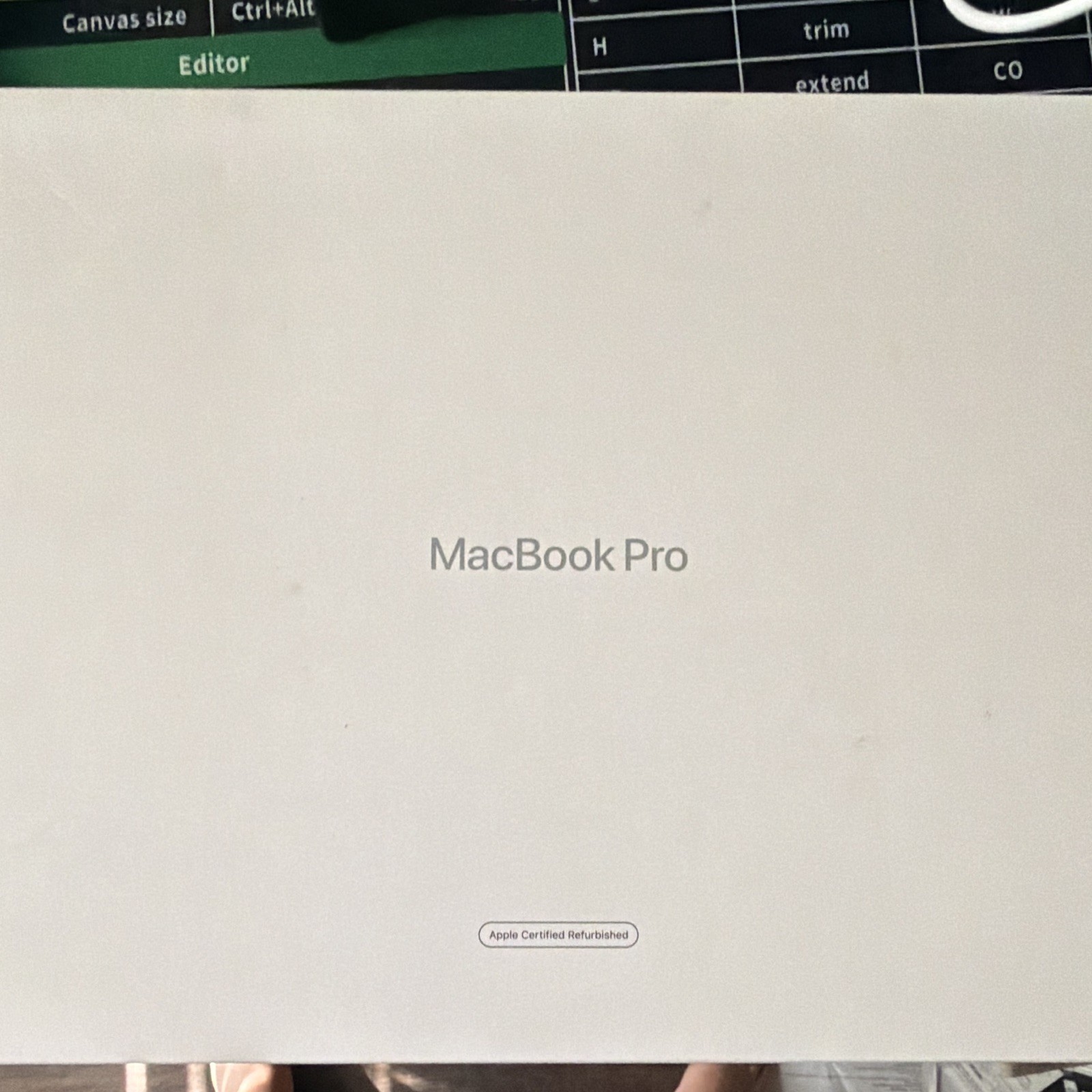 Apple MacBook Pro 13″ M1 2020 16GB RAM 1TB SSD Silver macOS Tahoe 92% battery