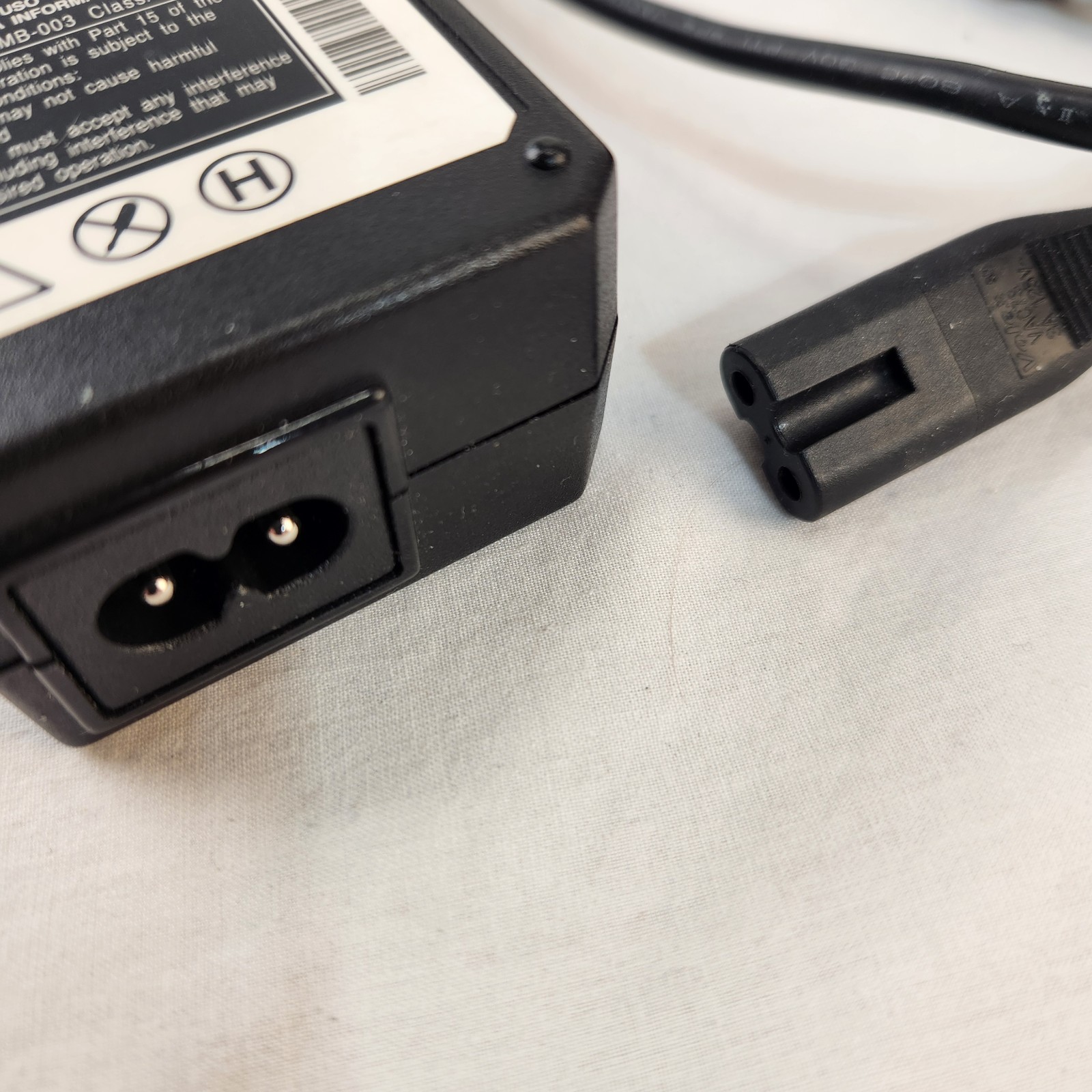 Lenovo OEM 90W 20V 4.5A Laptop Charger AC Power Adapter Round Tip PN 42T4434