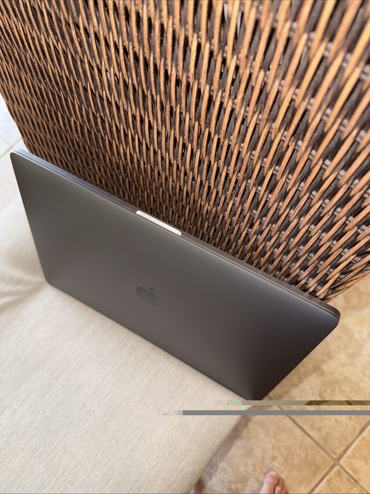 Apple MacBook Pro 2019 16-inch, 16GB, 2.6GHz 6-Core Intel I7 – 512GB SSD – A2141