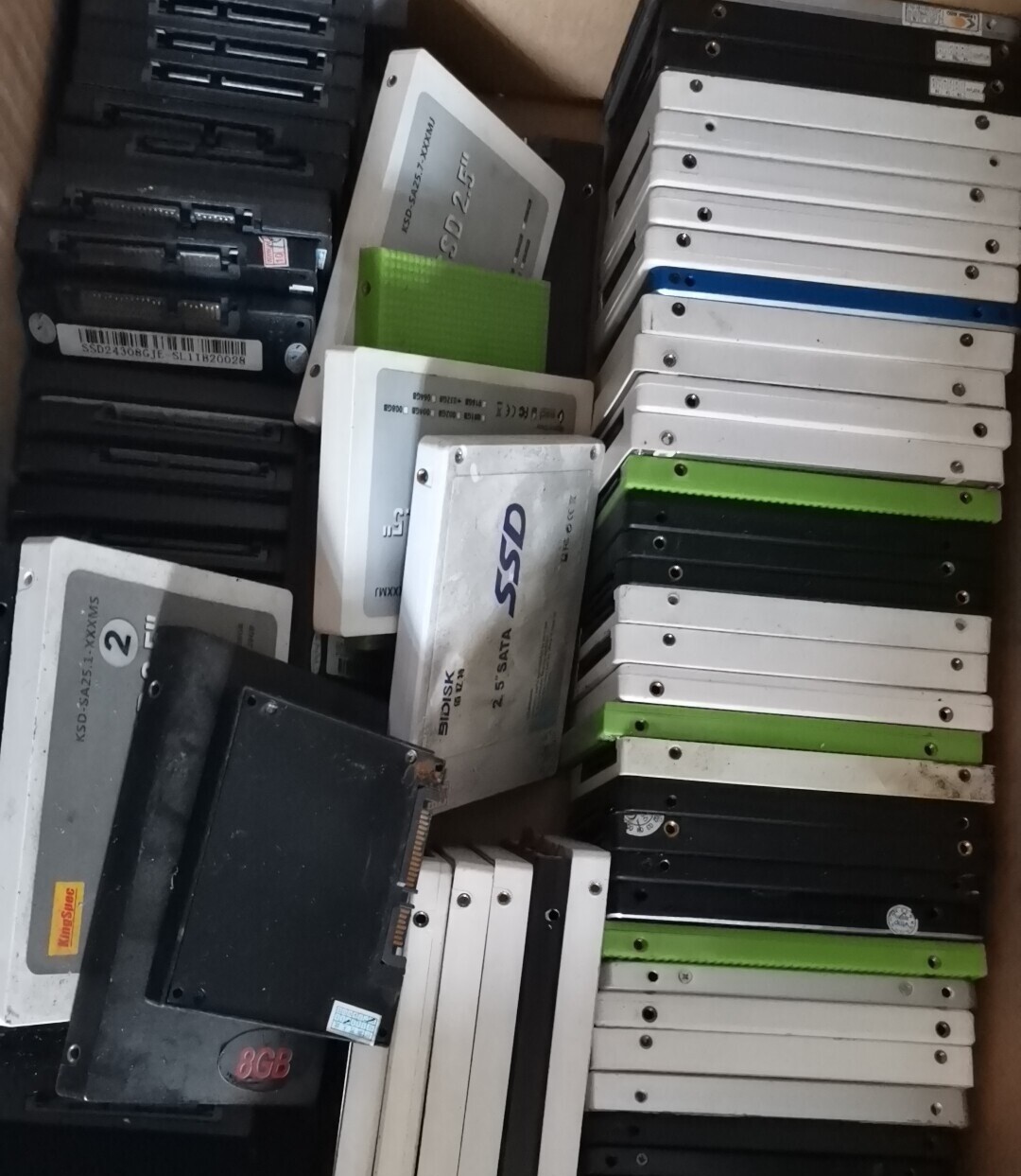 2.5in SSD Solid State Drive 30GB 32GB 60GB 64GB 120GB 128gb 240GB 256GB 512GB