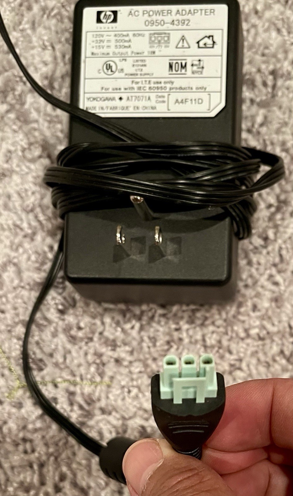 HP AC Power Adapter 0950-4392 18W 32V 500mA / 15V 530mA Black