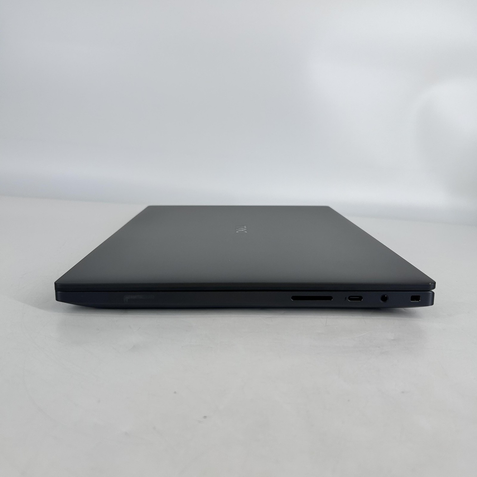 Dell Pro Max 16 Premium MA16250 UHD+ TOUCH Ultra 7 265H 32GB 1TB – RTX PRO 1000