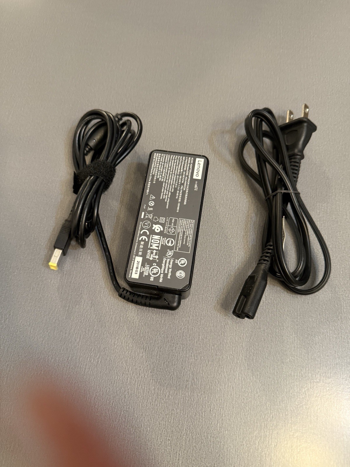 Lot of 50 Genuine ThinkPad 45W Square Tip AC Power Adapter 20V 2.25A ADLX45NCC2A