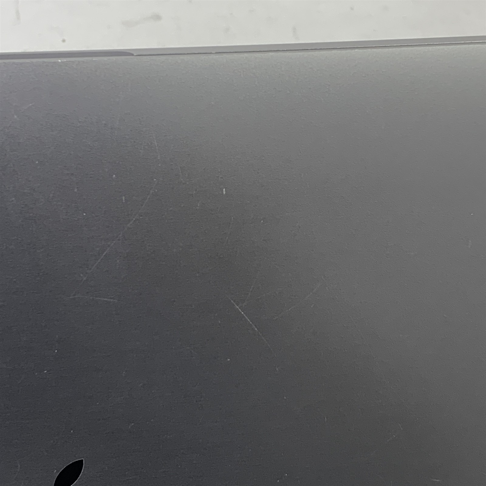 Apple MacBook Pro A2141 (2019) 16″ Laptop Core i9-9980HK 2.3GHz 16GB – 500GB SSD