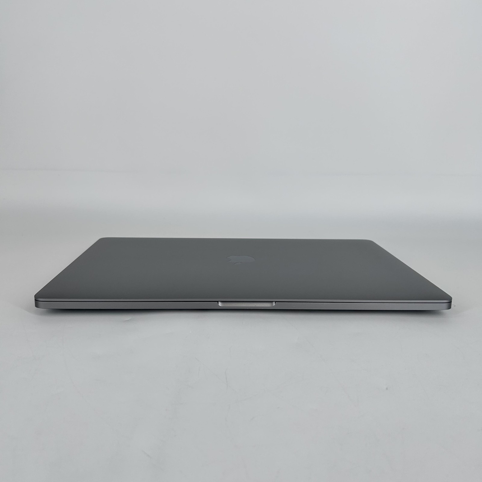 MacBook Pro 16 Touch Bar Space Gray 2019 2.3GHz i9 32GB 1TB SSD Radeon Pro 5500M