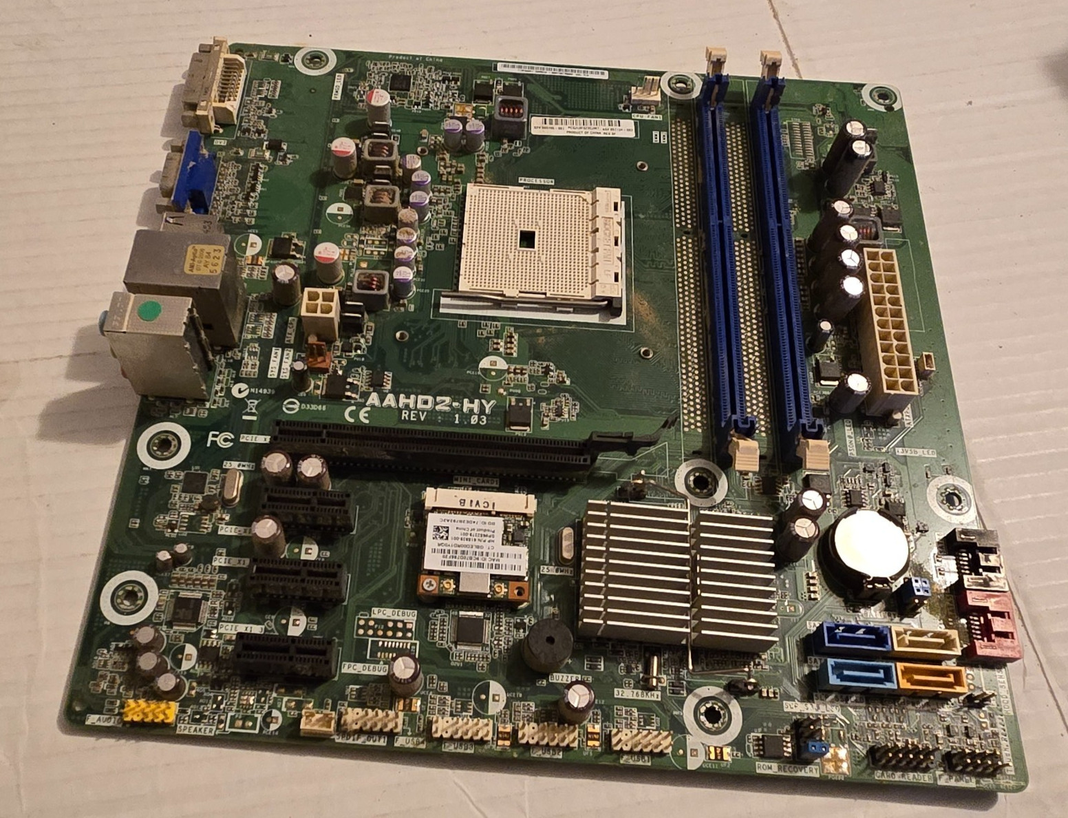 HP Pavilion P7-1210 AMD Socket FM1 Motherboard 657134-003 AAHD2-HY REV: 1.03