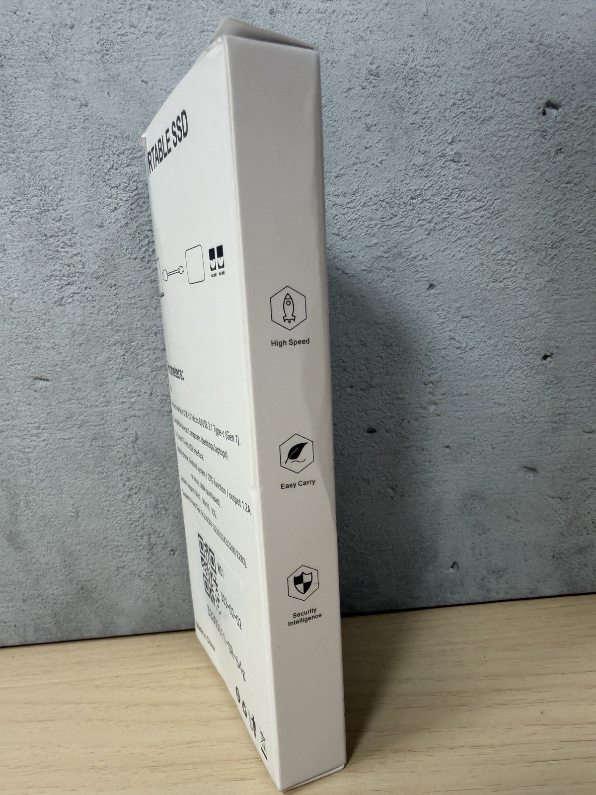 Portable External SSD 500GB M.2 Silver USB 3.1 Type-C SHL-R320
