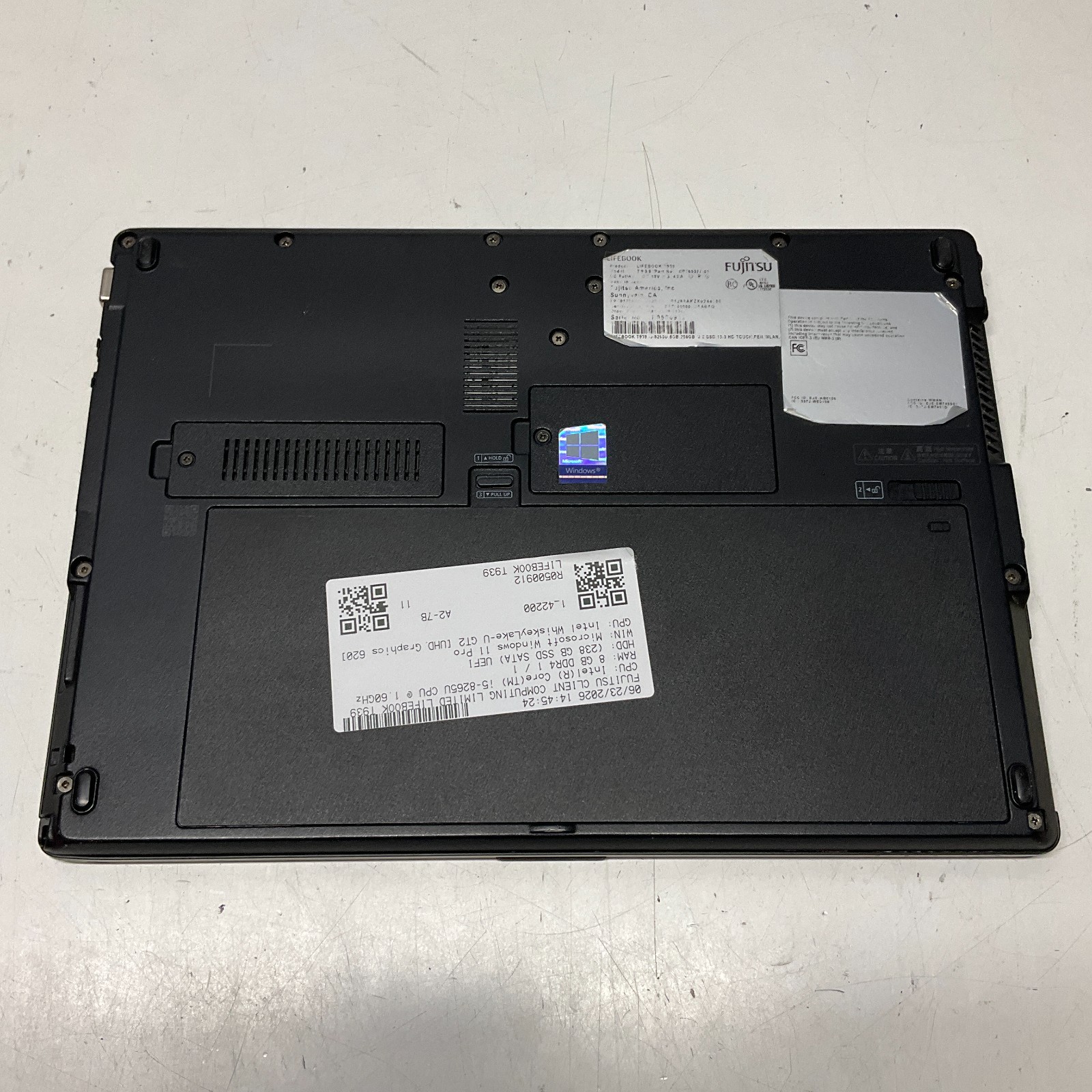 Fujitsu Lifebook T939 Laptop Intel Core i5-8265U @ 1.60 GHz 8GB 256GB SSD READ 2