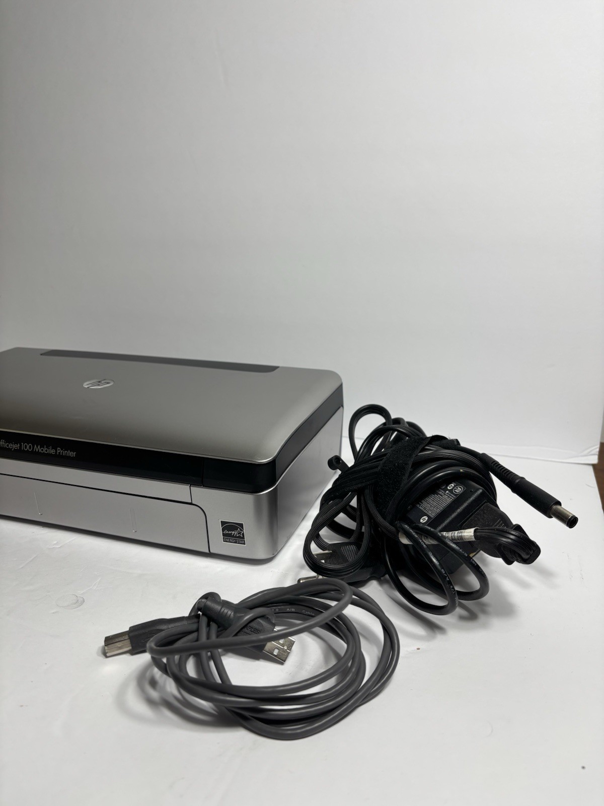 HP OfficeJet 100 Mobile Printer Bluetooth CN551A W/ Power Cord,Battery&USB cable