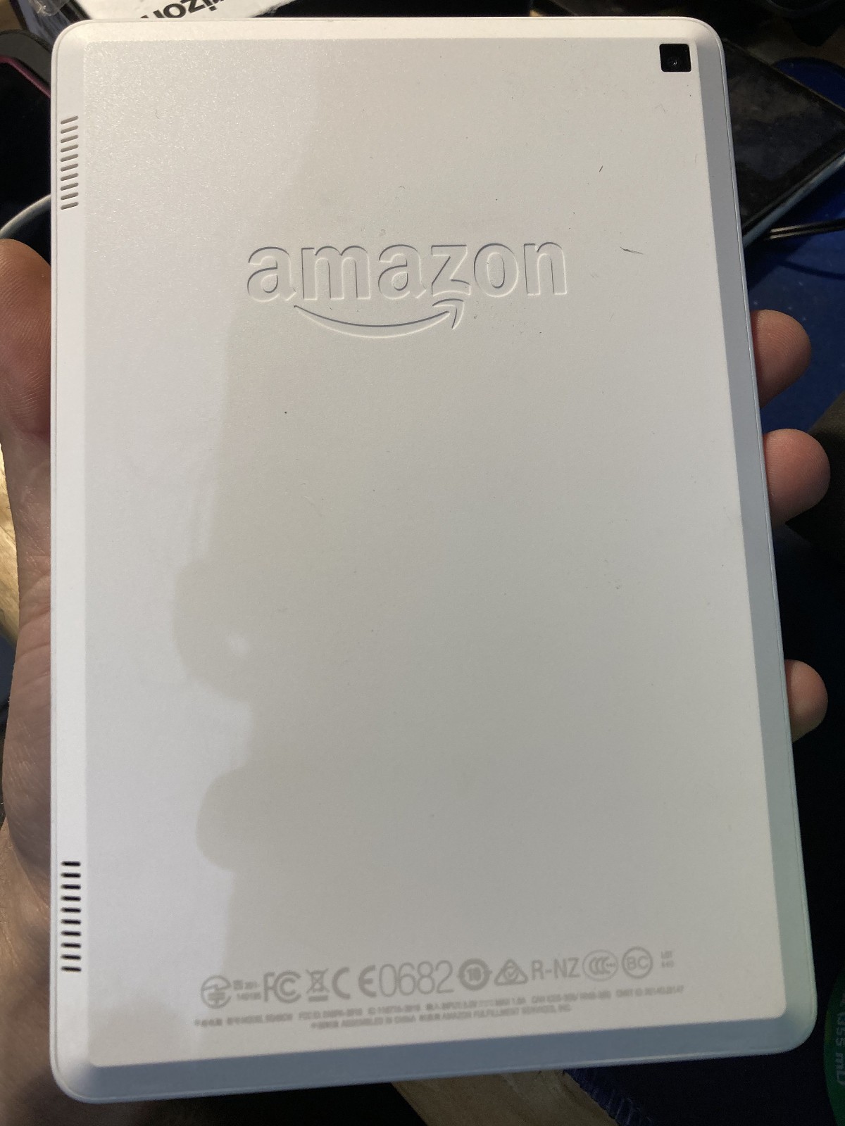 Amazon Kindle Fire HD 7 (4th Generation) 8 GB, Wi-fi, 7in – White -SQ46CW B