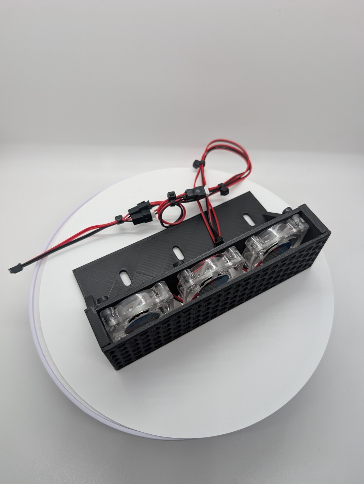 5.25 inch Fan Assembly fits optical drive bay vented hexagon sm.