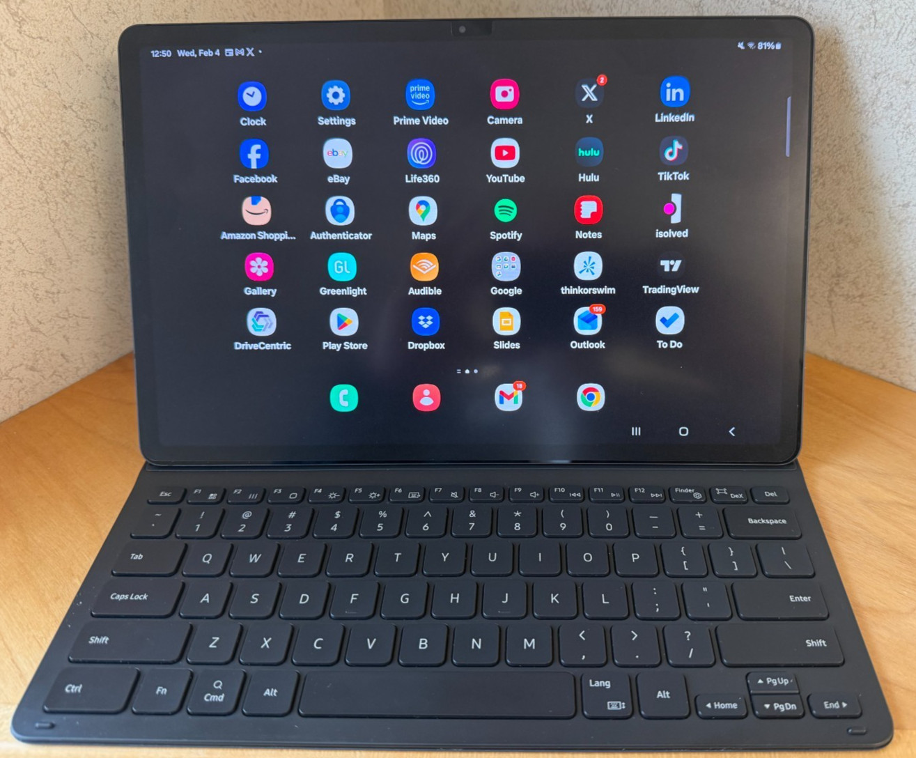Samsung Galaxy Tab S7 FE SM-T733 64 GB, Wi-Fi, 12.4 in Bundle – Keyboard & S-PE