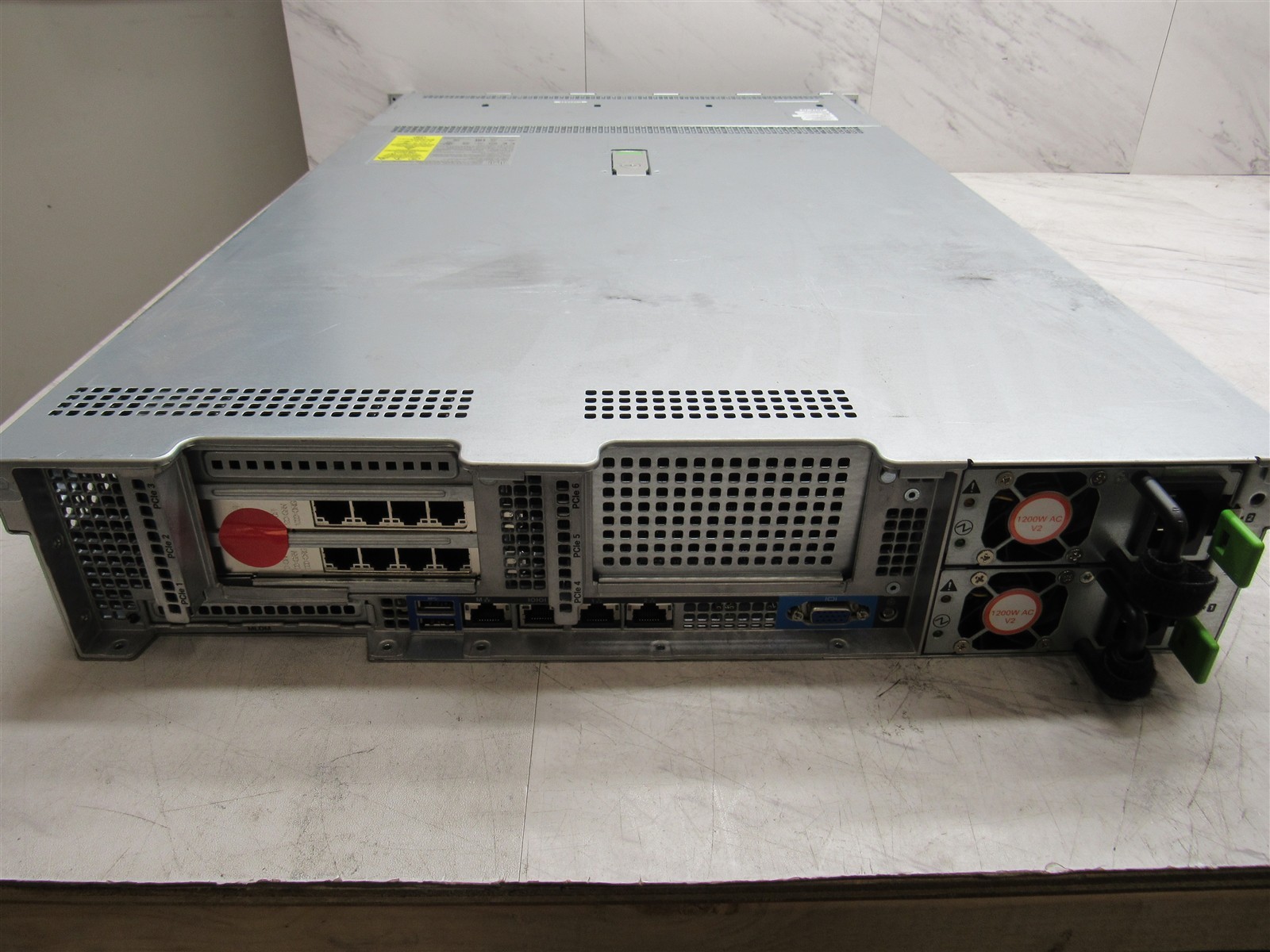 Cisco UCS C240 M5 Dual Intel Xeon E5-2620 v3 LGA3647 DDR4 24-Bay NVMe Server