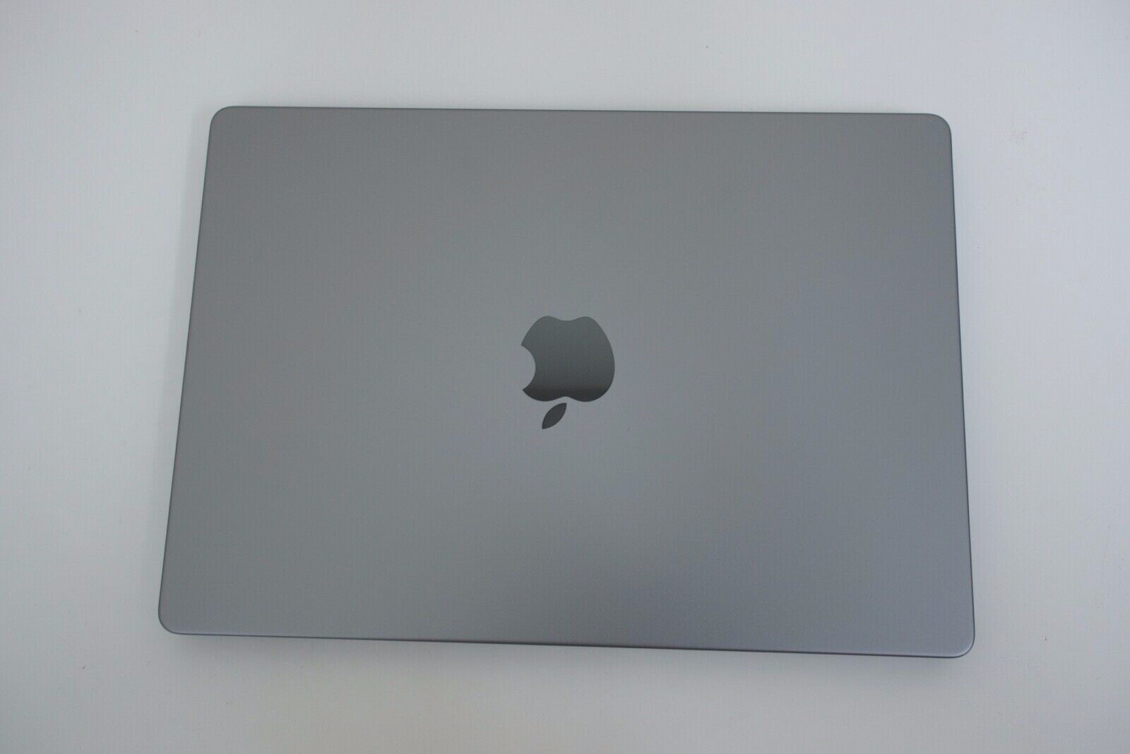 Apple MacBook Pro 2021 14 Inch 3.2 GHz Apple M1 Pro 512GB SSD 16GB RAM 16C GPU