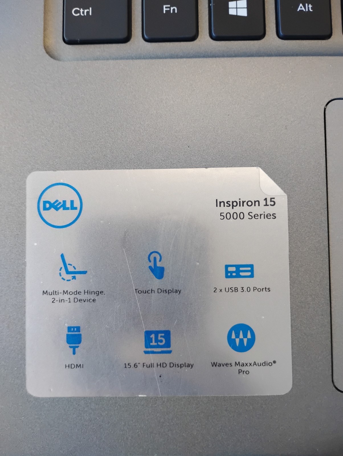 Dell Inspiron 15 5000 2-in-1 Touch 15.6″ FHD i5 8GB 256GB+1TB Win11