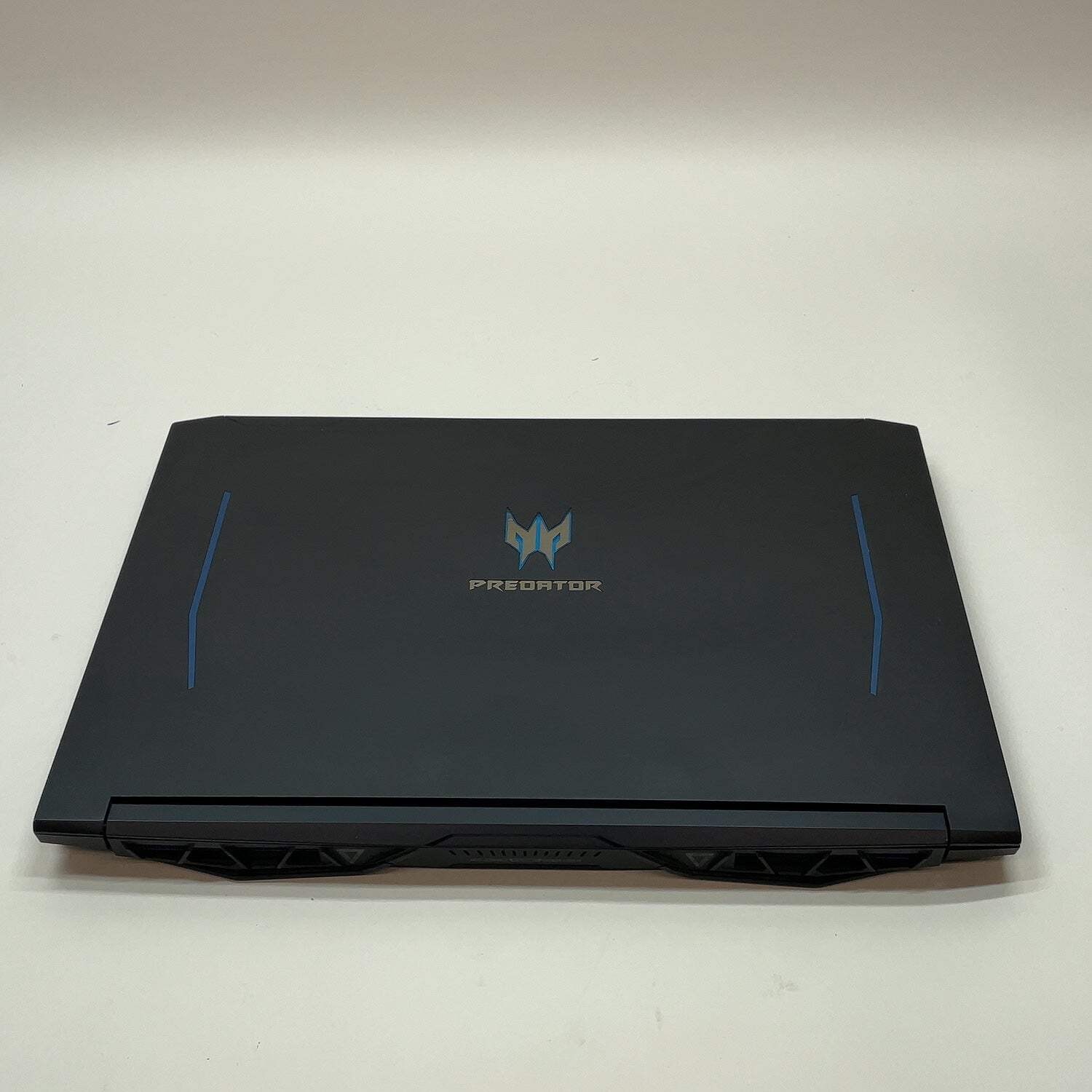Acer Predator Helios 300 15.6″ i7-9750H 16GB RAM 256GB SSD GeForce GTX 1660 Ti