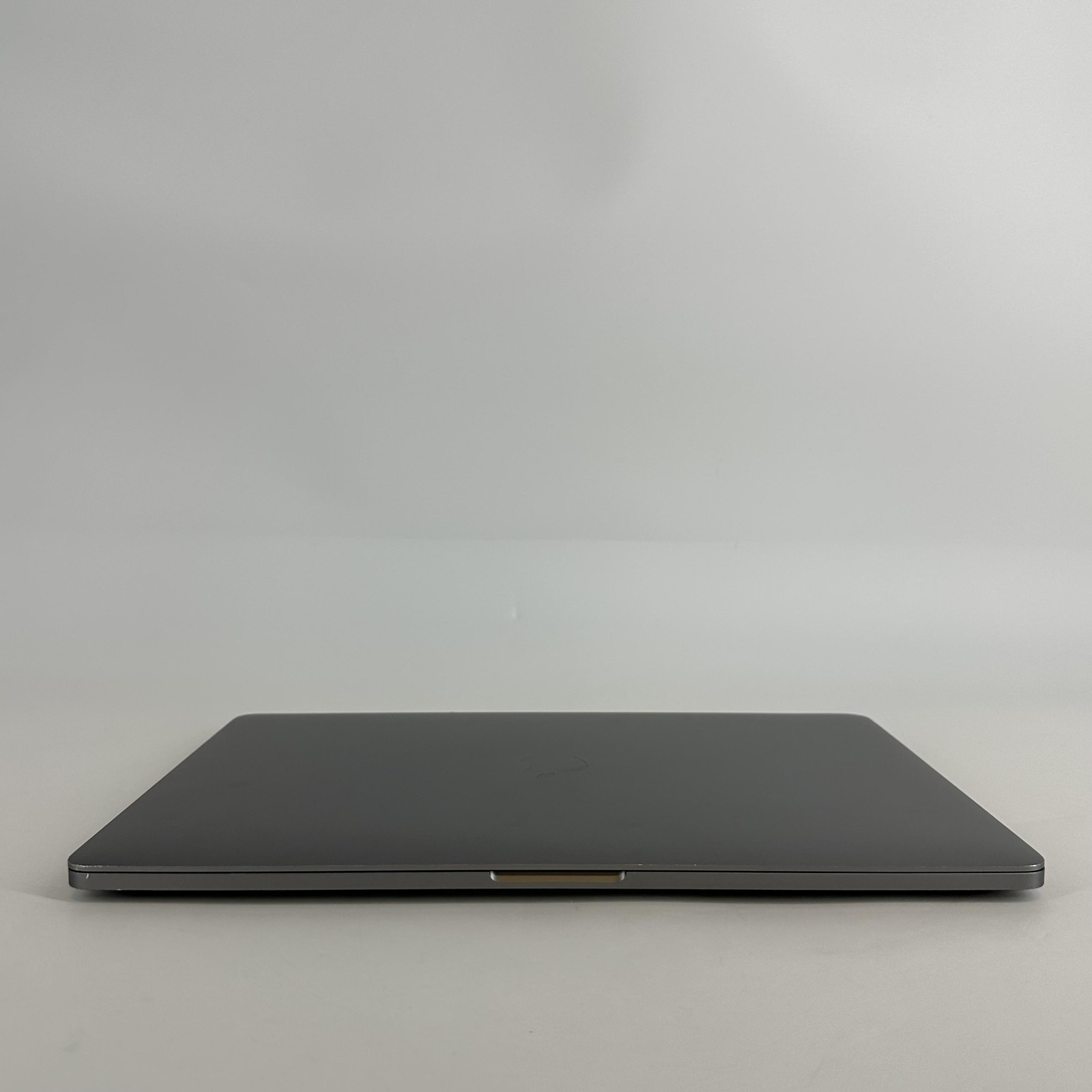 MacBook Pro 16 Touch Bar Space Gray 2019 i9 64GB 1TB Radeon Pro 5500M Bent Frame