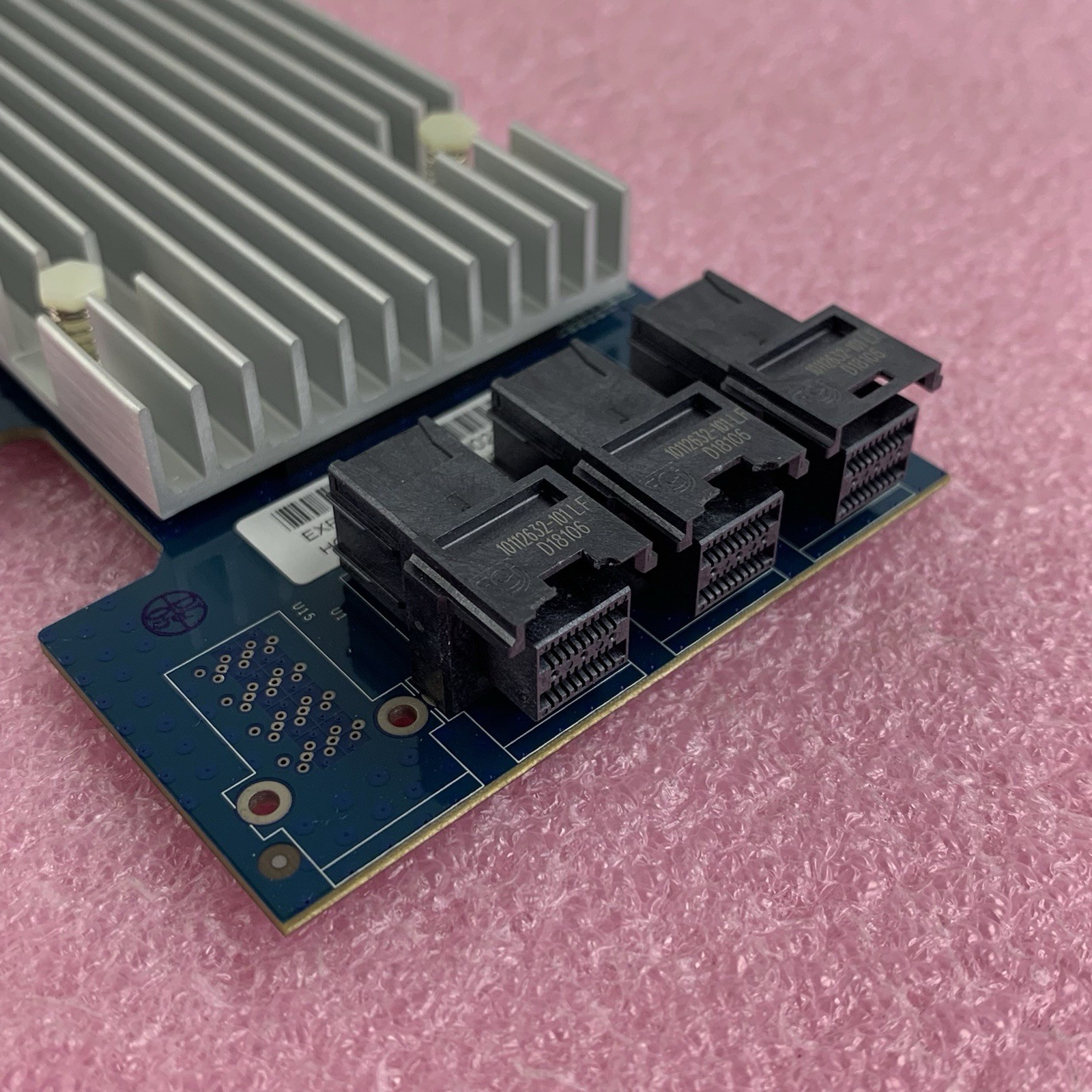 LSI SAS12G_Card 08-08SAS1212 V10 P15 Raid Controller for Synology RS18017XS+