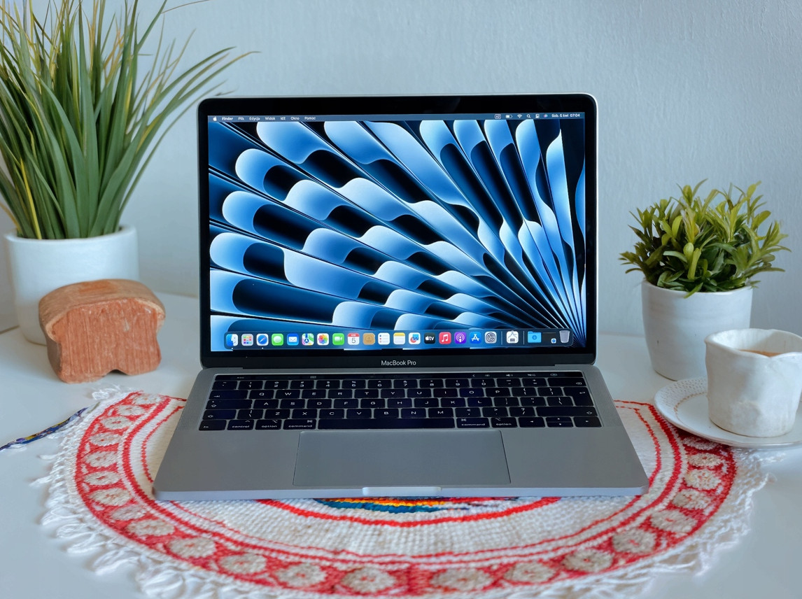 2024 OSX | MacBook Pro 13″ 2019 4.7 Max Core i7 Touch Bar 512GB SSD + WARRANTY
