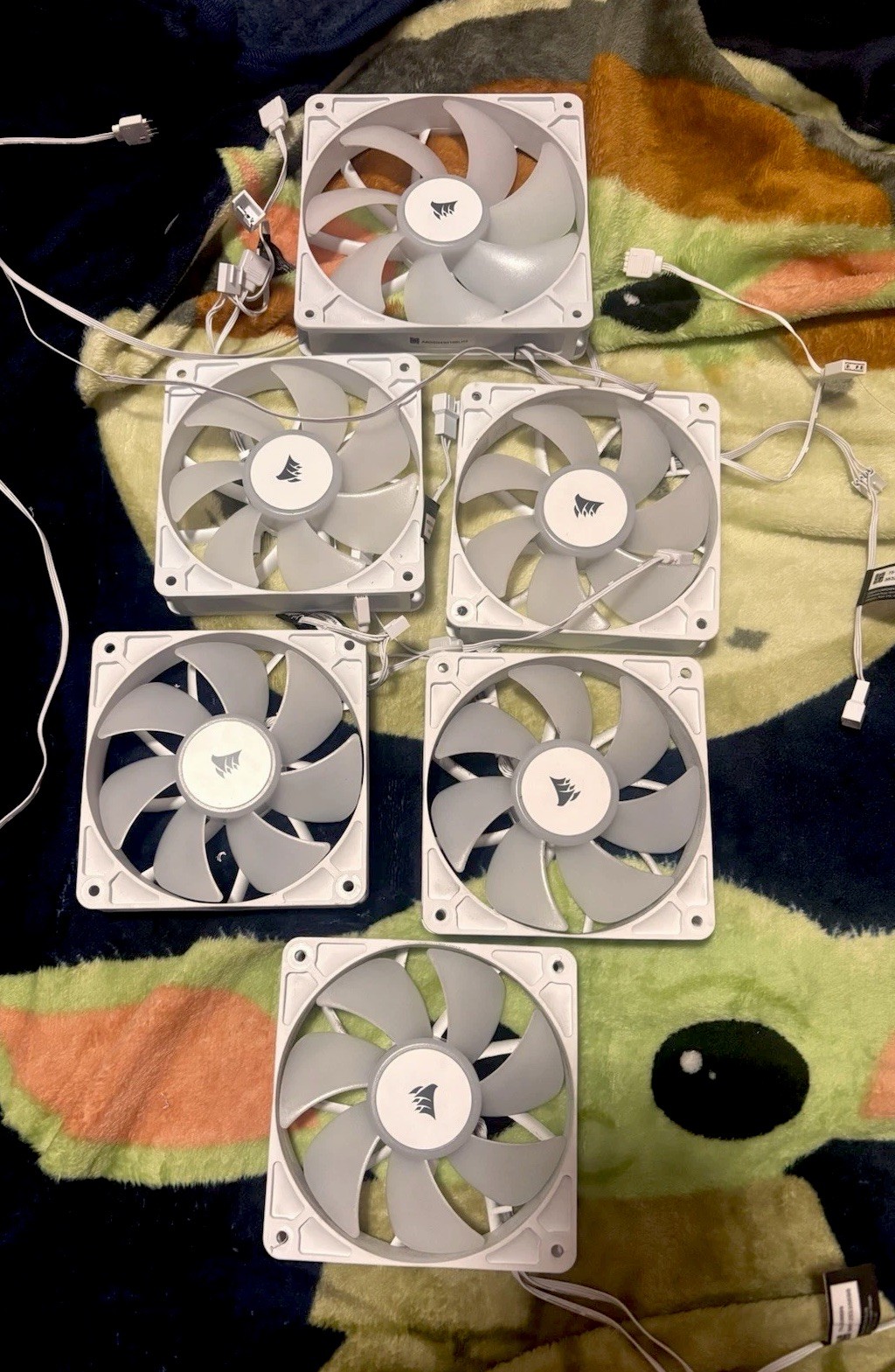 Corsair White RGB Fan Bundle (5x 120mm & 1x 140mm)