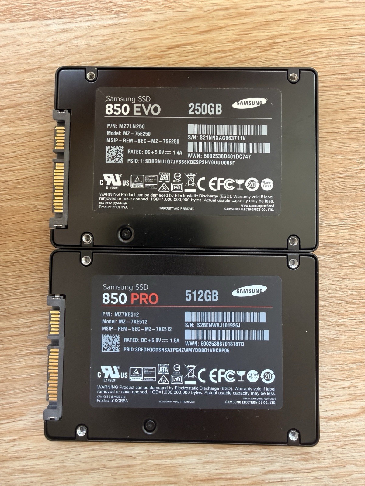 Lot of 2 Samsung SSD : 850 PRO 512GB & 850 EVO 250GB 2.5″ SATA III Internal SSD