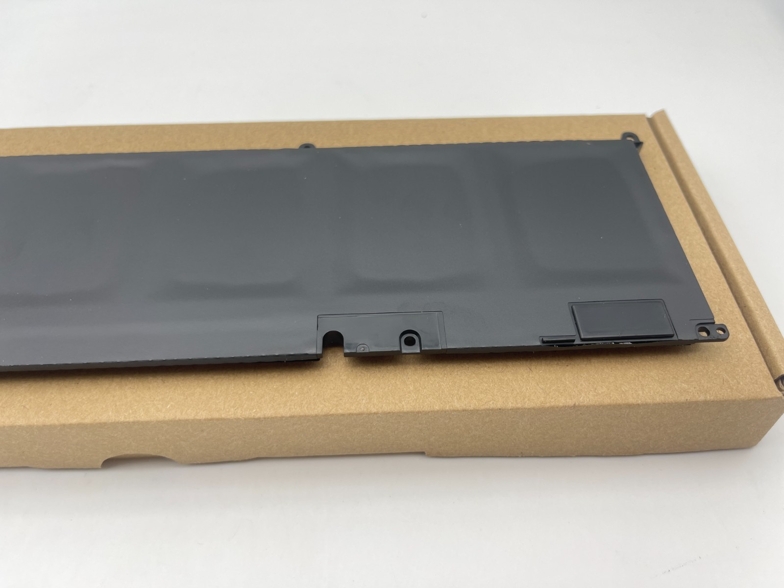 Genuine 86Wh 69KF2 Laptop Battery for Dell Alienware M15 M17 R3 R4 G15 5510 5511