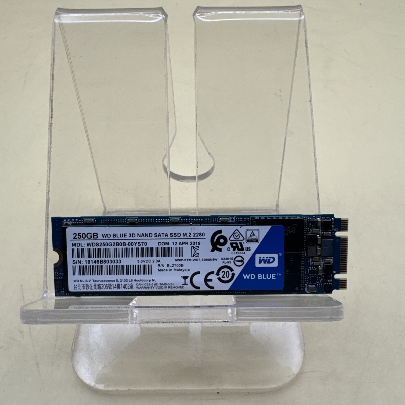 Western Digital Blue 3D NAND 250GB Internal (WDS250G2B0B) SSD