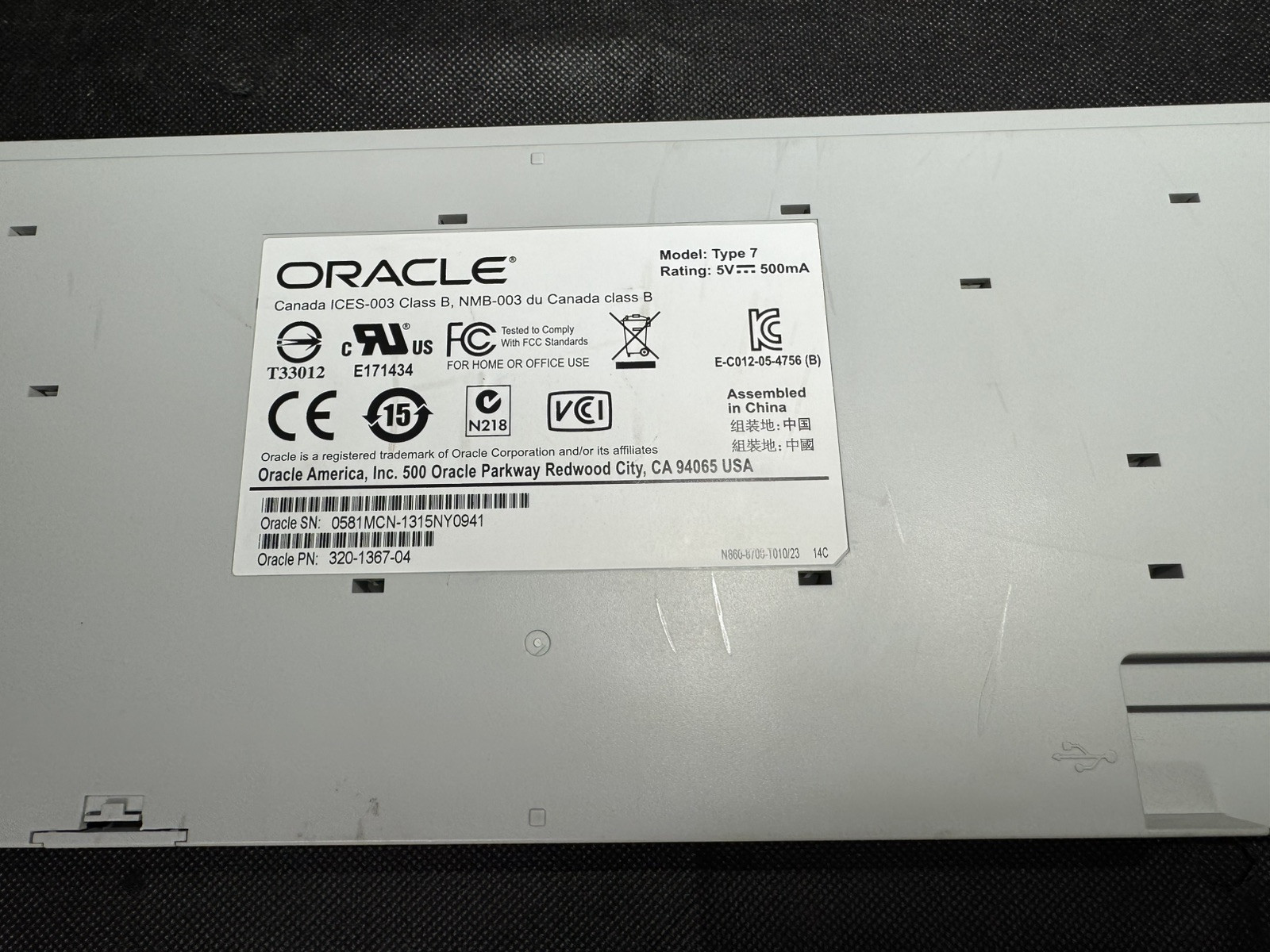 Sun Oracle 320-1367 Type-7 UNIX Keyboard, 371-0788 Type-7 USB Mouse w/Mouse Pad