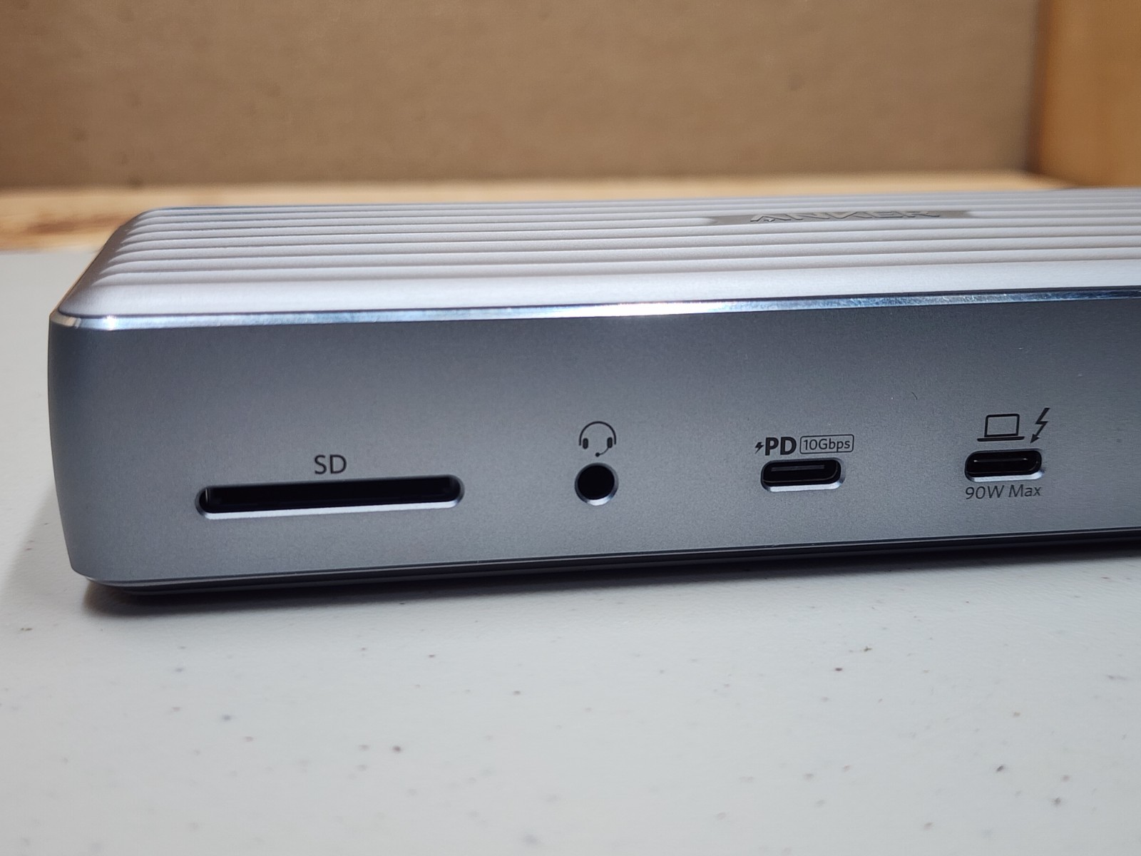 Anker 777 PowerExpand Elite 12-in-1 Thunderbolt 4 Docking Station A8397 w Power