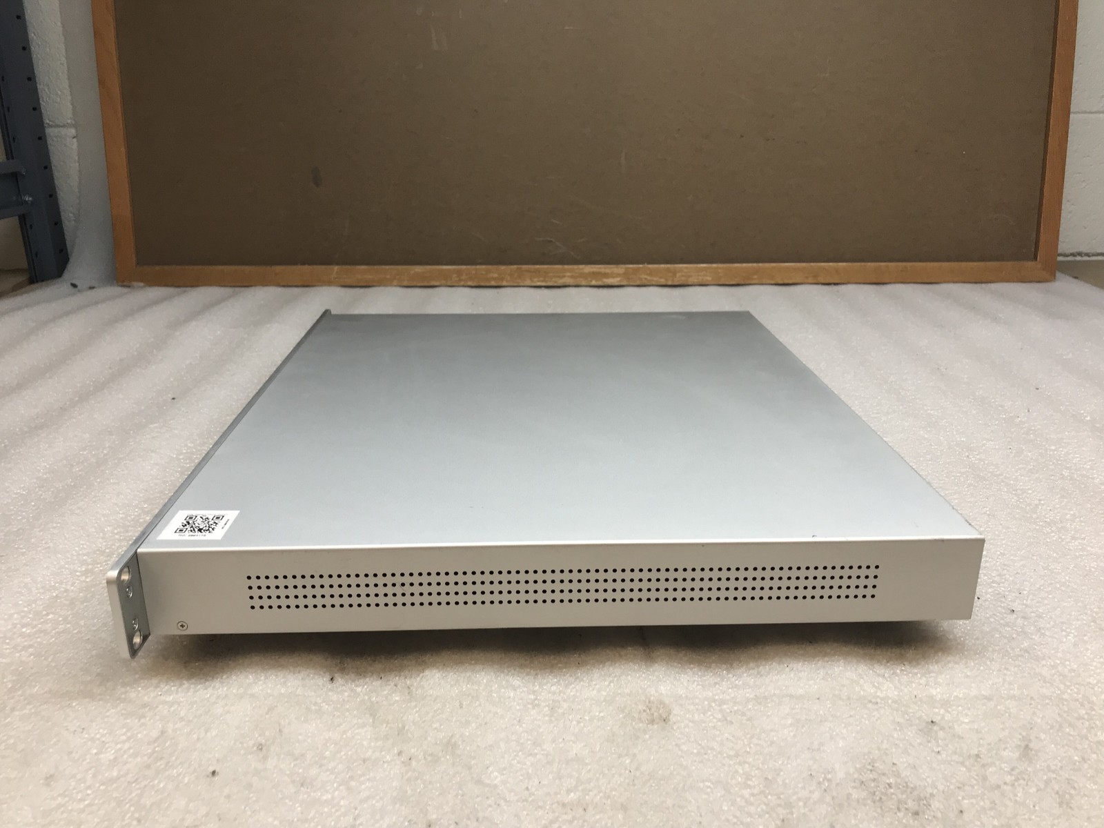 Cisco Meraki MS42P-HW 48 Port PoE Gigabit Cloud Switch with Rack Ears UNCLAIMED