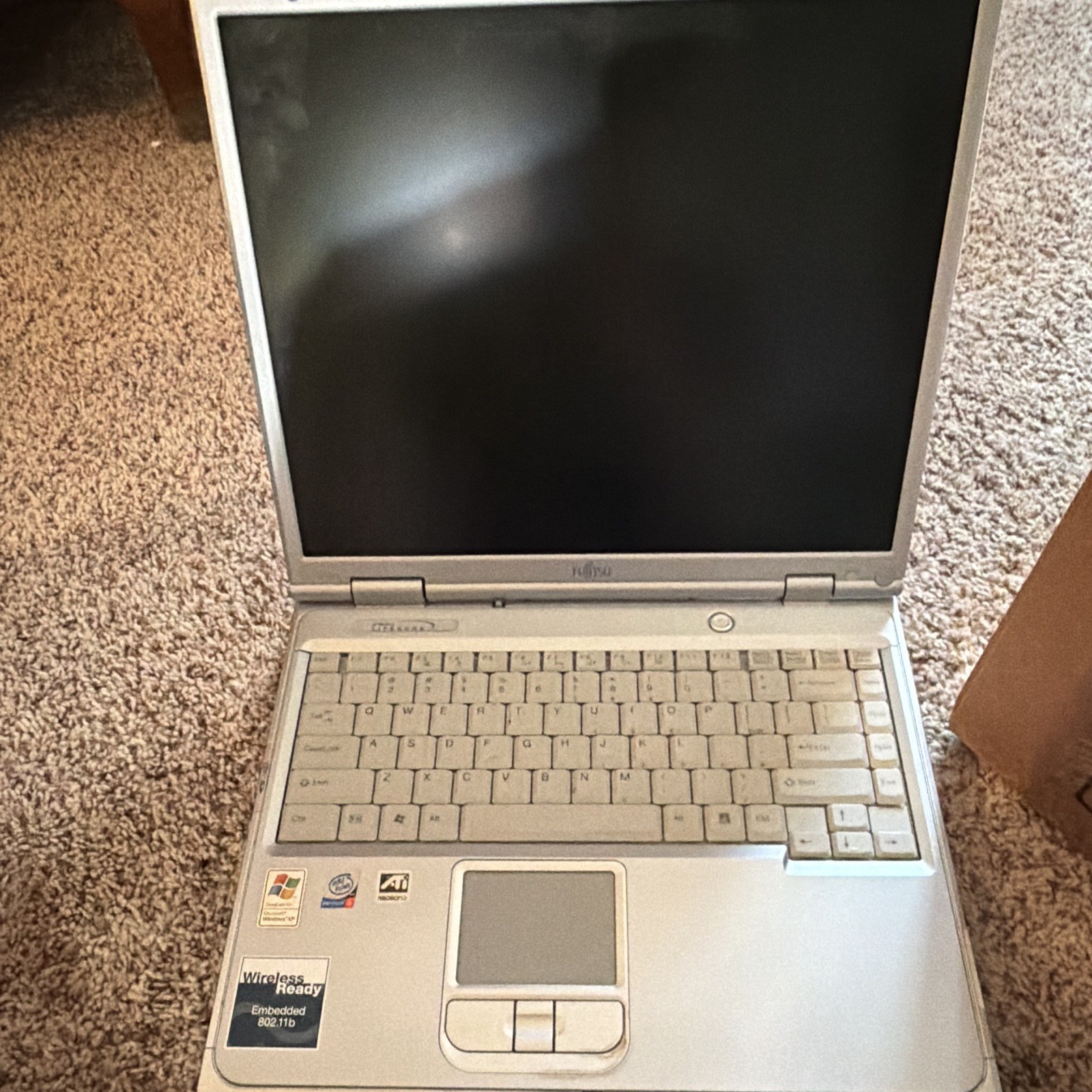 Fujitsu LifeBook 14″ Silver Win XP Pentium M 1.7GHz 512MB 60GB ATI Wi-Fi