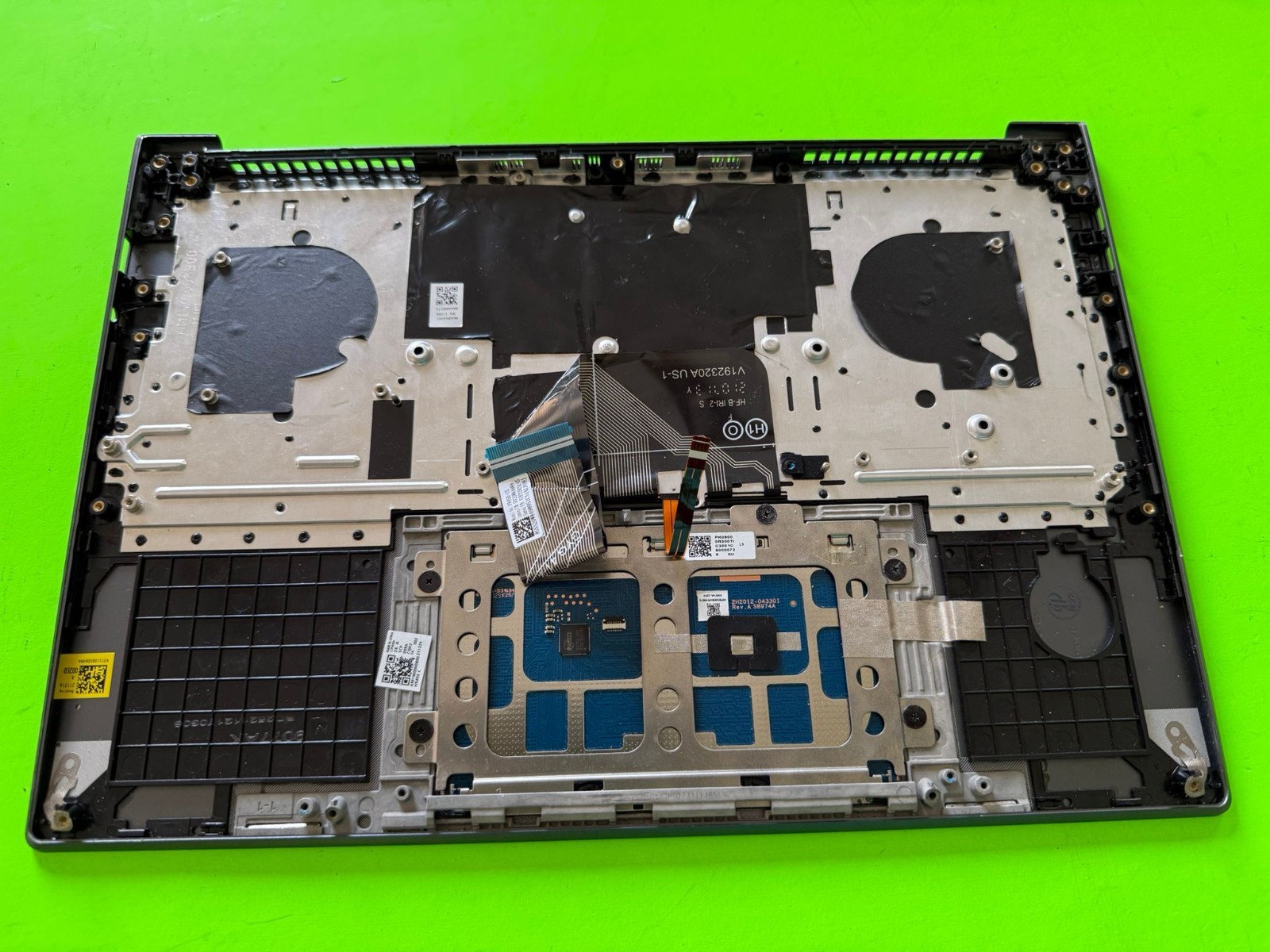 AM1W000800 Lenovo IdeaPad Slim 7i Pro 14IAP7 Palmrest Backlit Keyboard Grey
