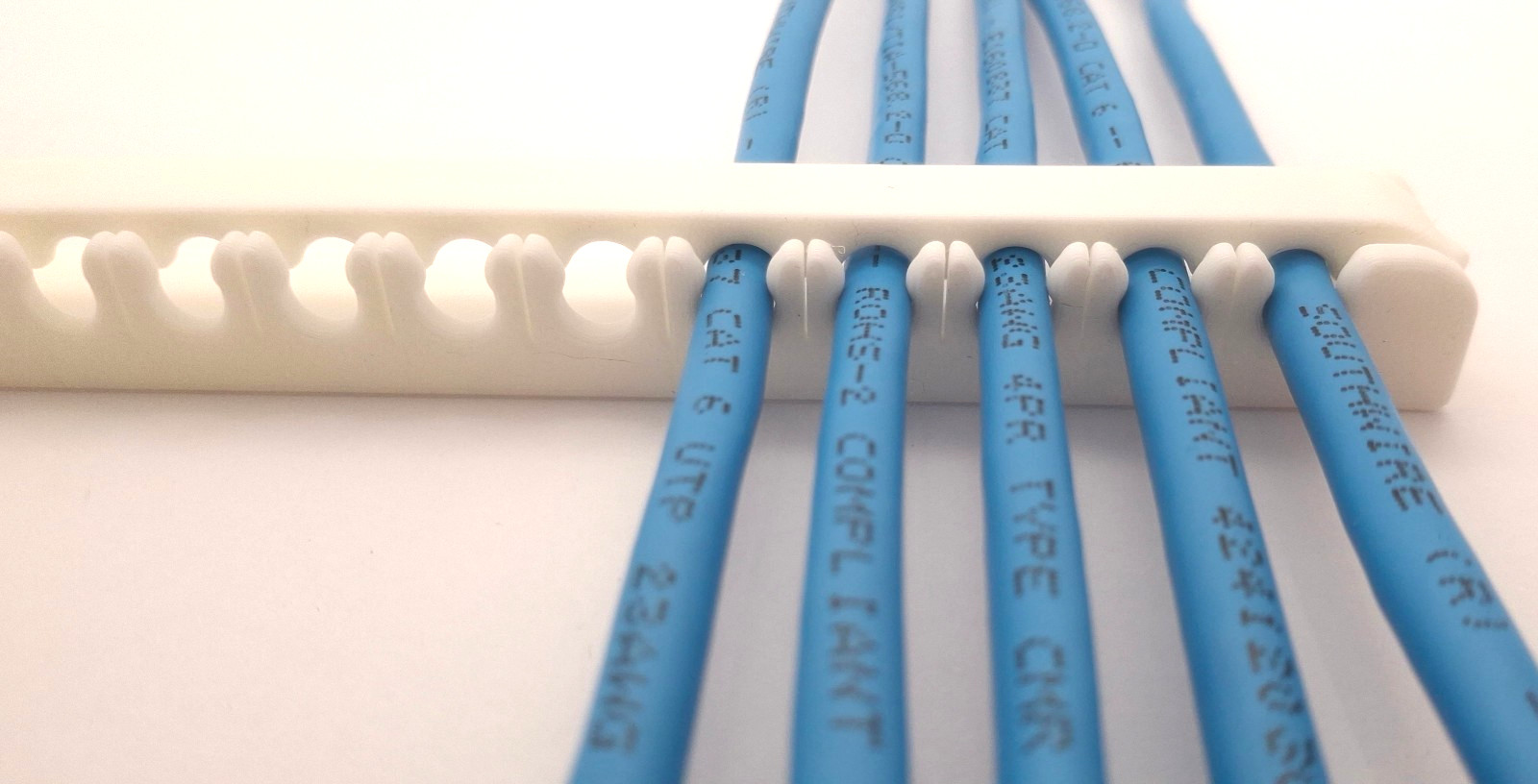 16-Wire Ethernet Cable Comb – Cable Organizer (5 pack)