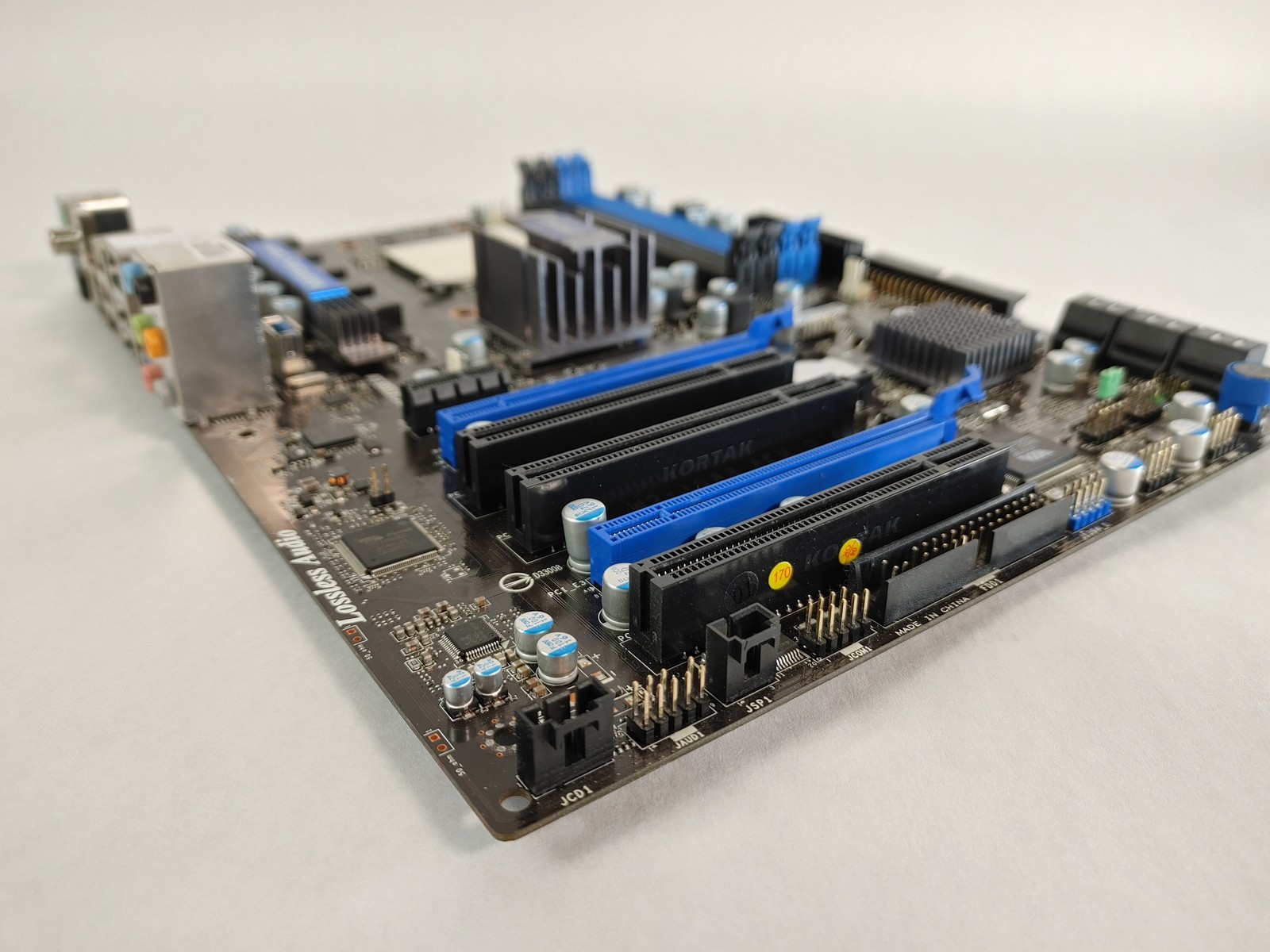 MSI 870U-G55 AMD Socket AM3 DDR3 Desktop Motherboard