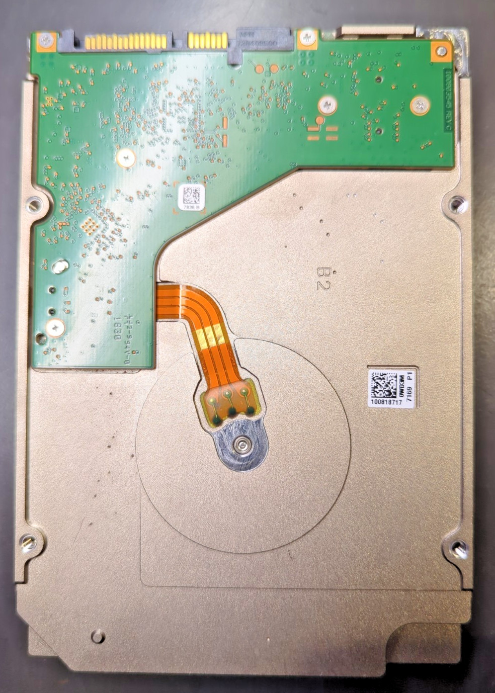 Seagate Exos X12 12TB Enterprise Hard Drive HDD SATA 6Gb/s ST12000NM0007 GRADE B