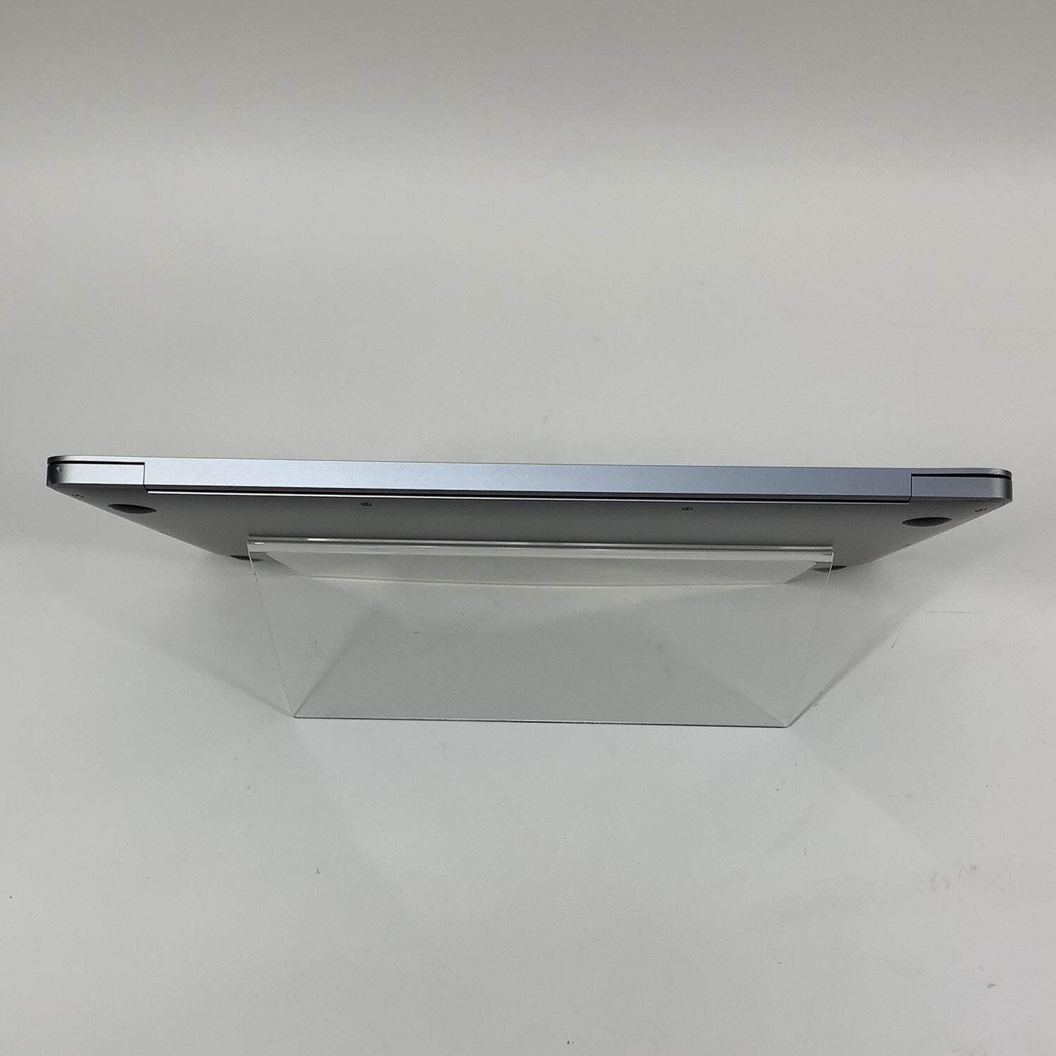 2020 Apple MacBook Air 13.3″ M1 7C GPU 3.2GHz 8GB RAM 256GB SSD MGN63LL/A
