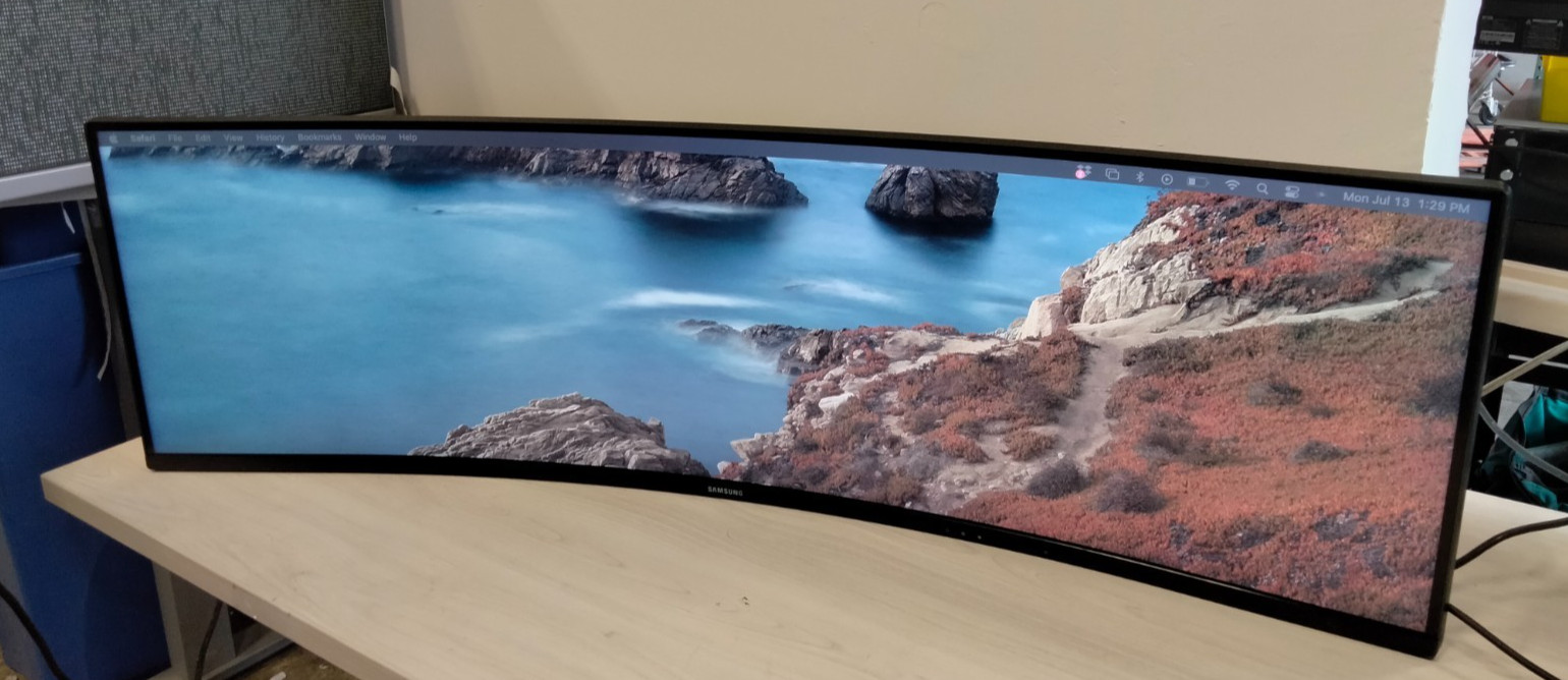Samsung 49in Curved Gaming Monitor 32:9 144Hz 1ms 3840×1080 LC49HG90DMNXZA