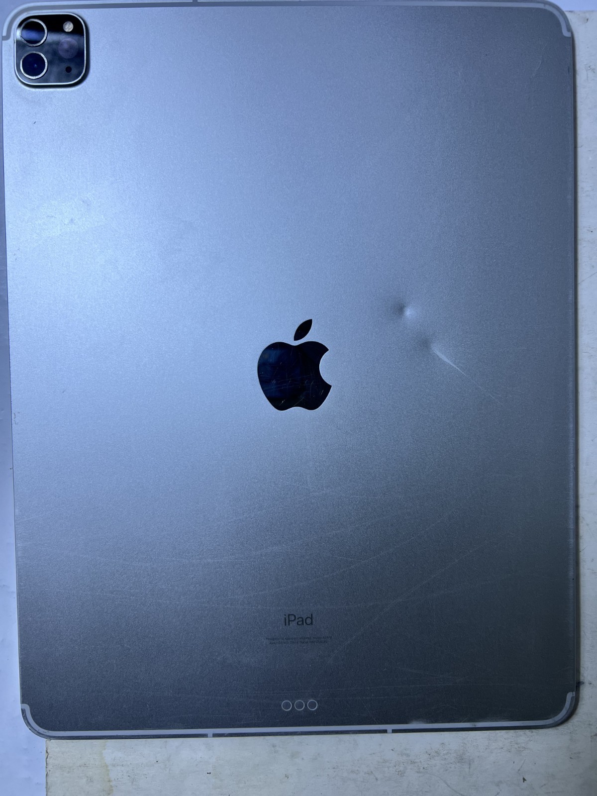 Apple iPad Pro 12.9″ 5th Gen. 128GB A2379 Wi-Fi+Cellular Unlocked NO SCREEN READ
