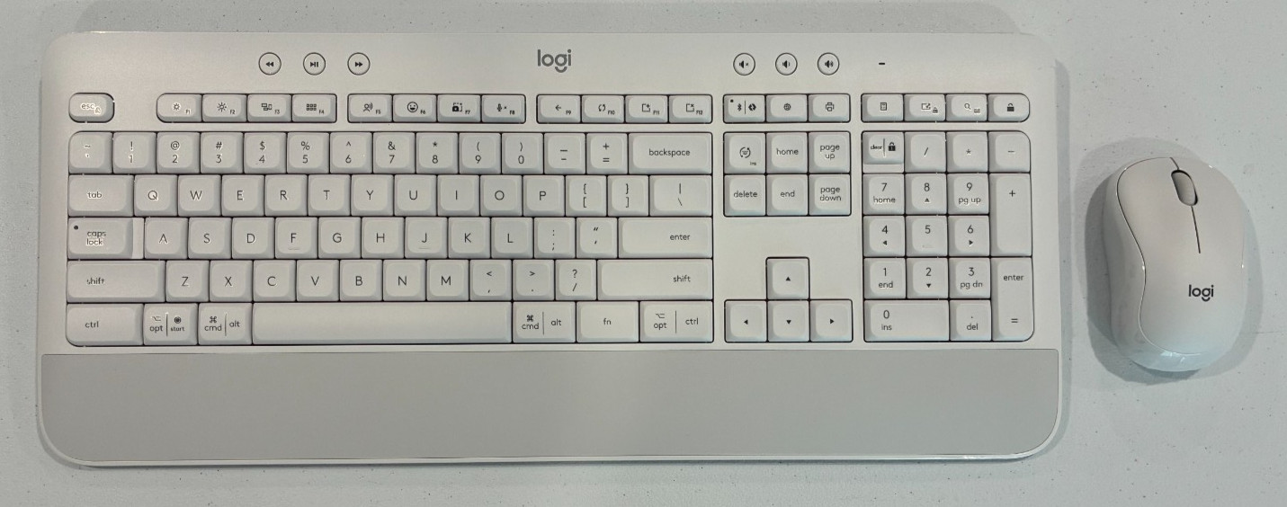 Logitech Signature K650 Bluetooth Keyboard & M240 Mouse Combo – New & Unused