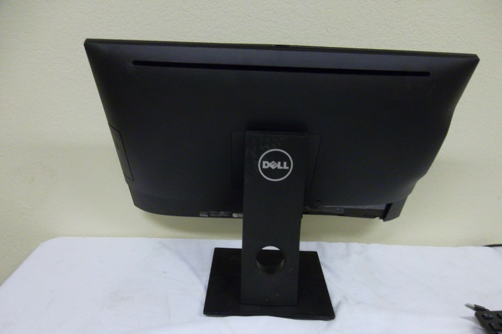 Dell Optiplex 7450 All-in-One Intel i7-6700 3.4GHz 16GB 500GB DVDRW W-iFi Webcam