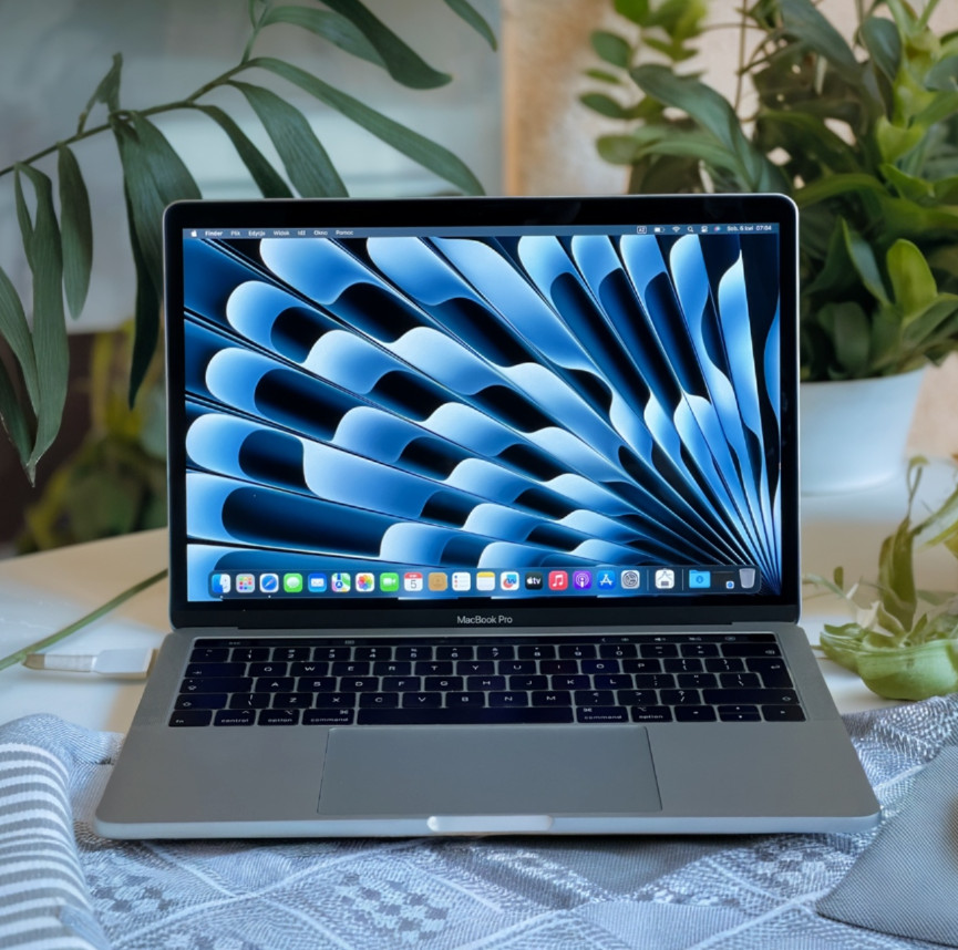 2024 OSX | MacBook Pro 13″ 2019 4.7 Max Core i7 Touch Bar 512GB SSD + WARRANTY