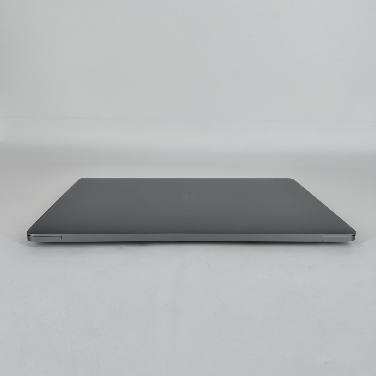 MacBook Pro 16 Touch Bar Space Gray 2019 2.3GHz i9 32GB 4TB SSD Radeon Pro 5500M