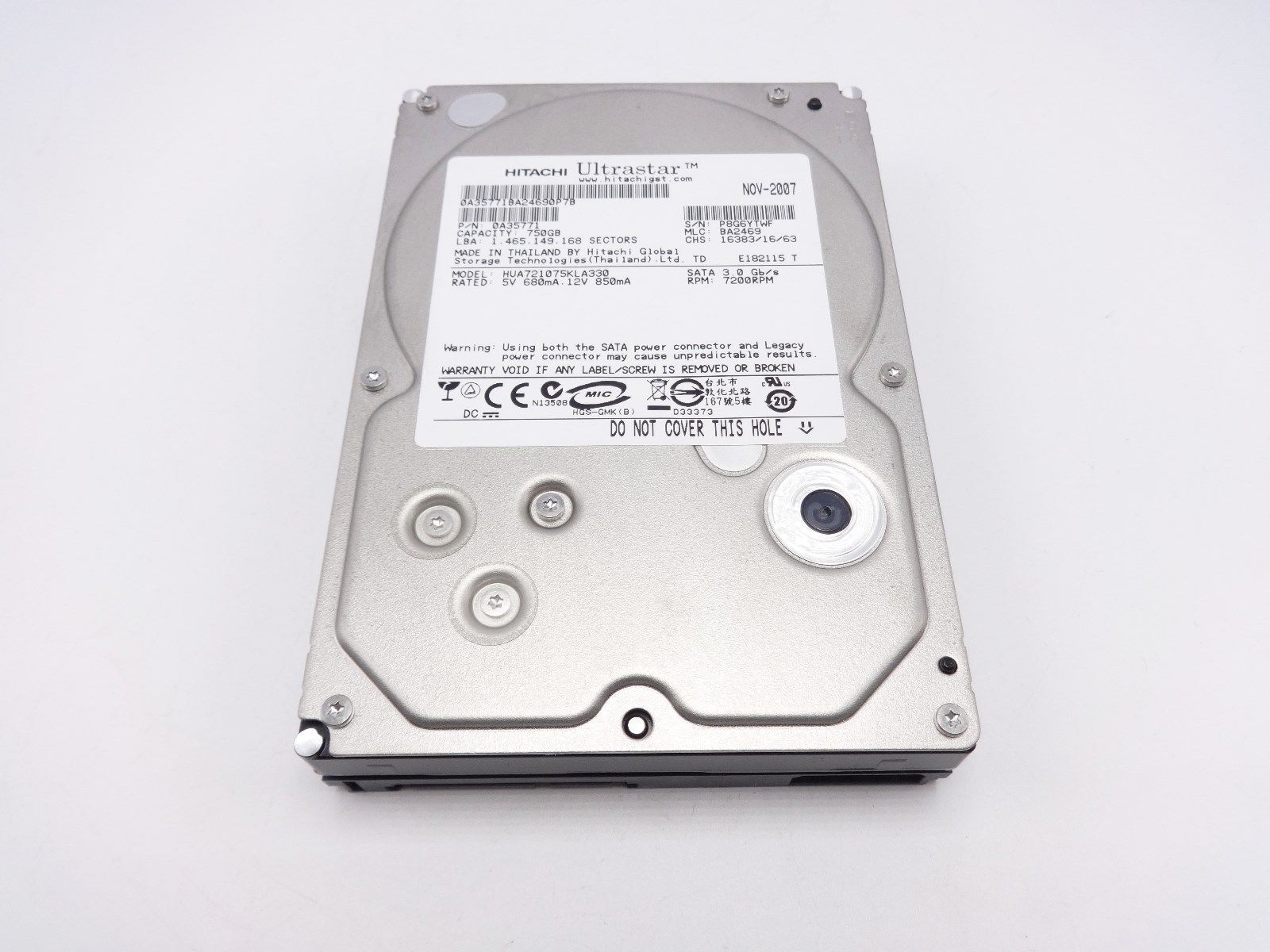 Hitachi 0A35771 750GB SATA 7.2K 3.5″ 3.0 Gb/s Hard Drive HUA721075KLA330