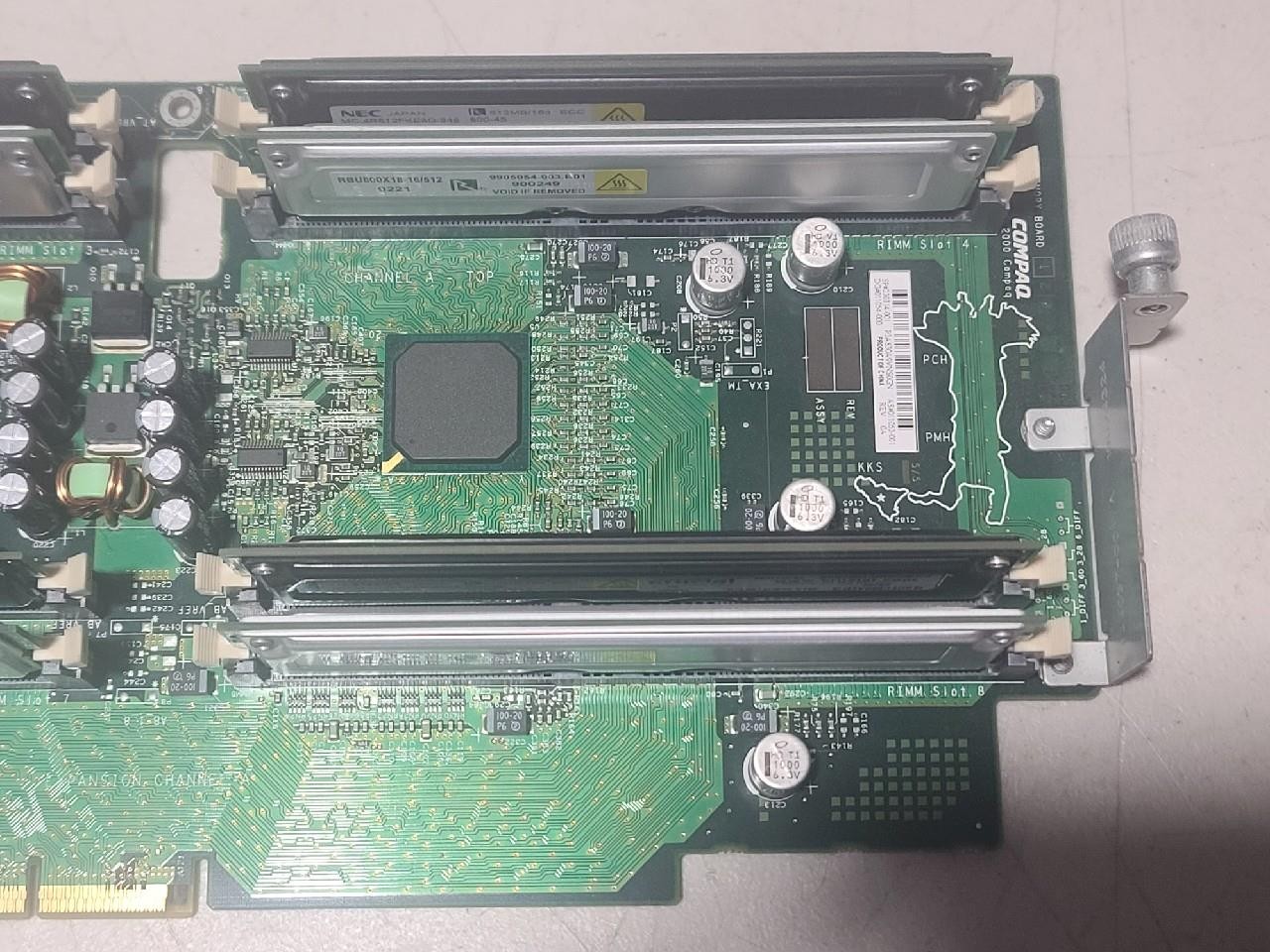 Compaq Memory Expansion Board 230314-001 with (8) 512MB from W8000 Workstation